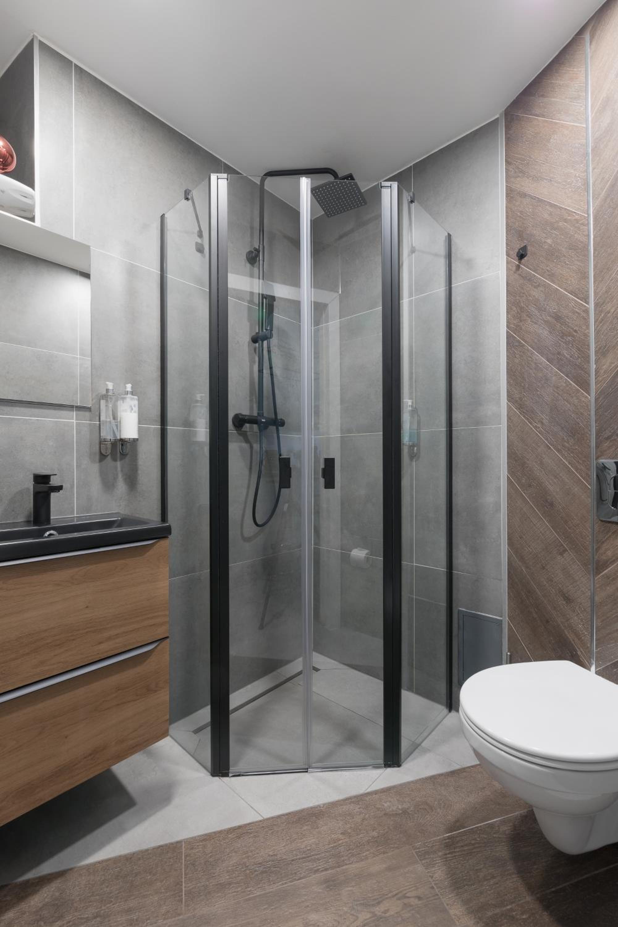 Platinum Suites