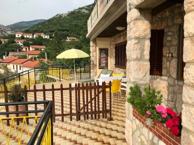 Apartments Stokic view 3