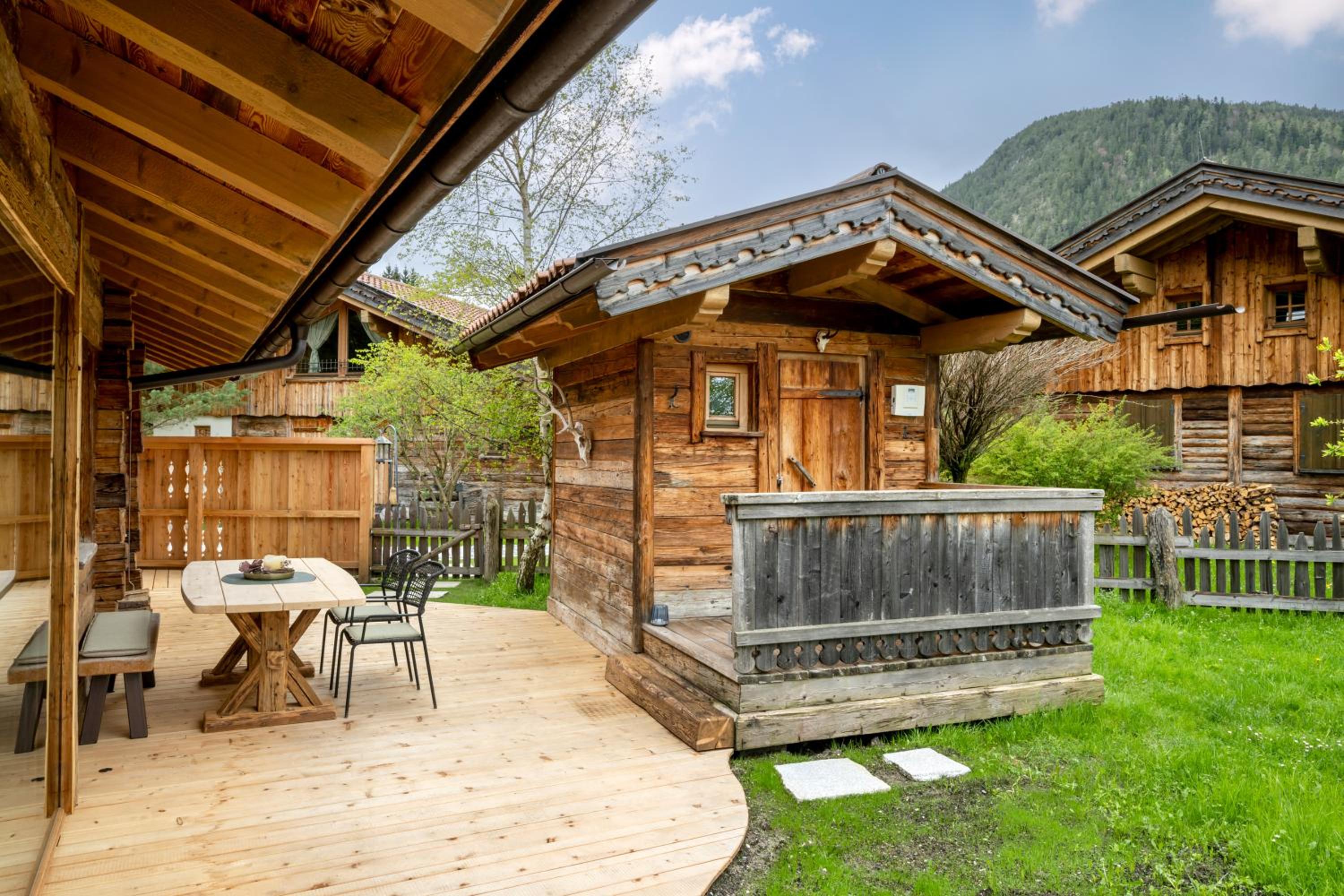 LaPosch - Living Lands