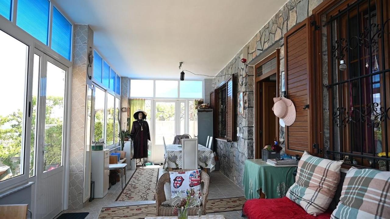 Vila Topalli