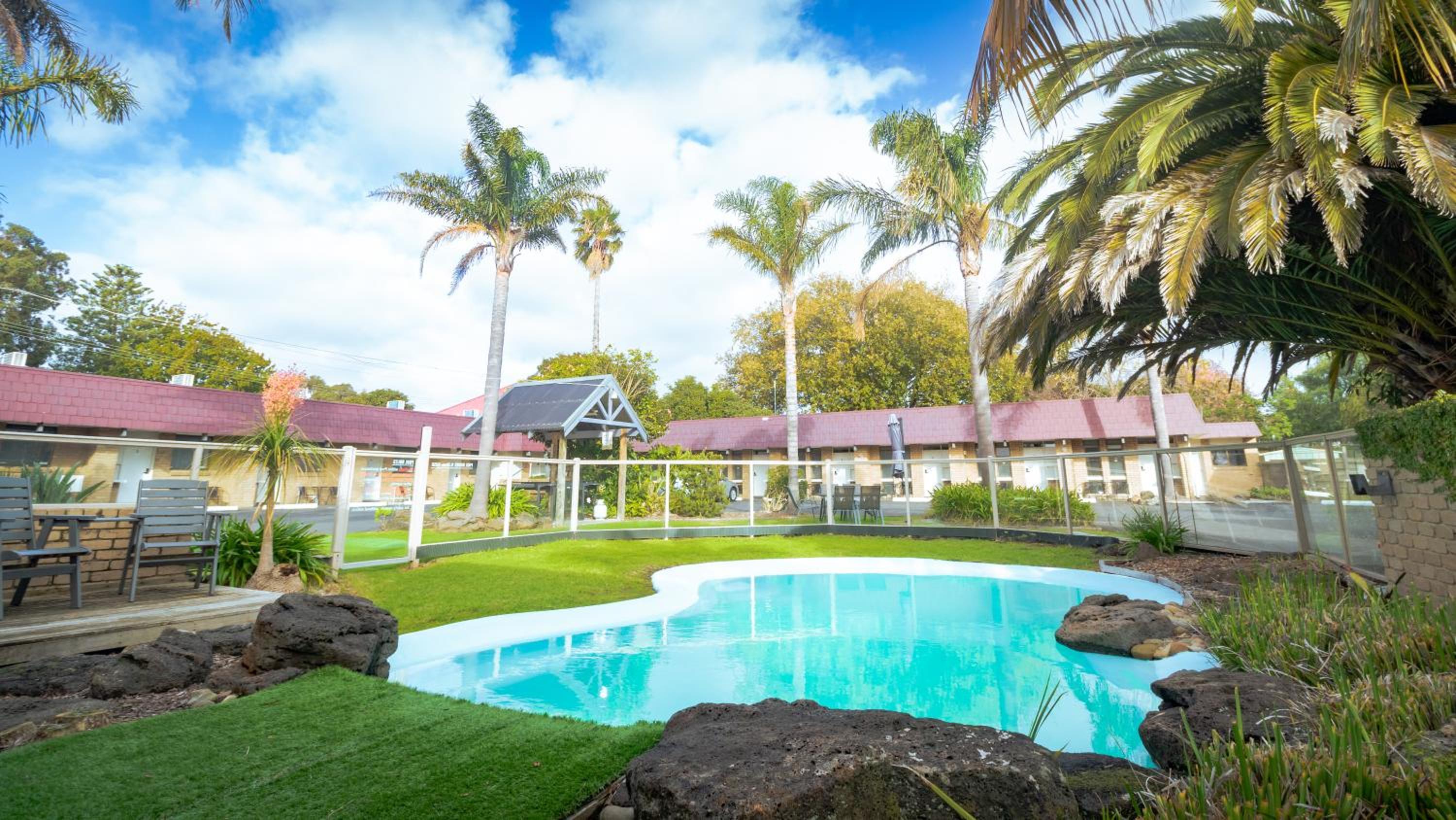 Tropicana Motor Inn