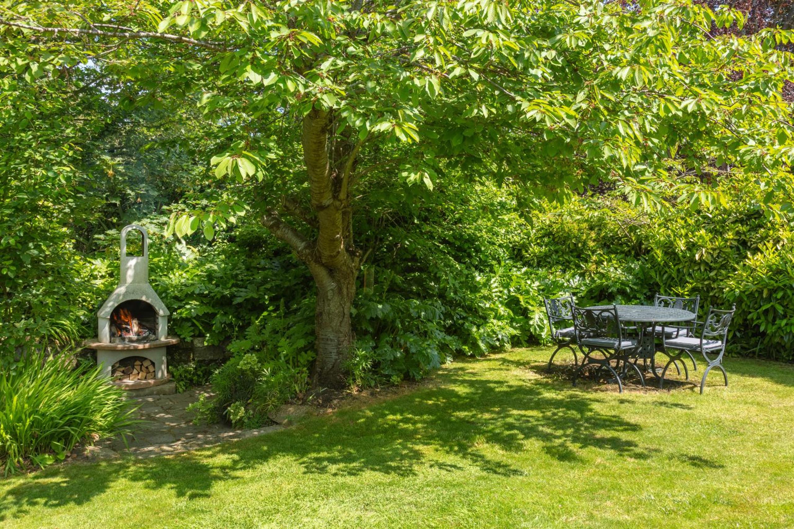 Luccombe Villa Holiday Apartments