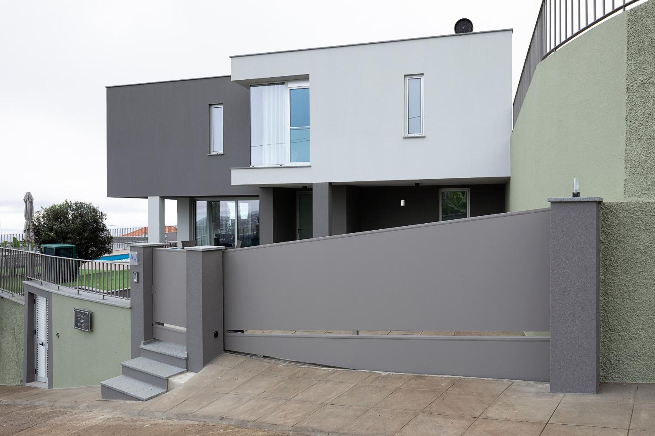 King´s View (Heated Pool and Sea View) view 4
