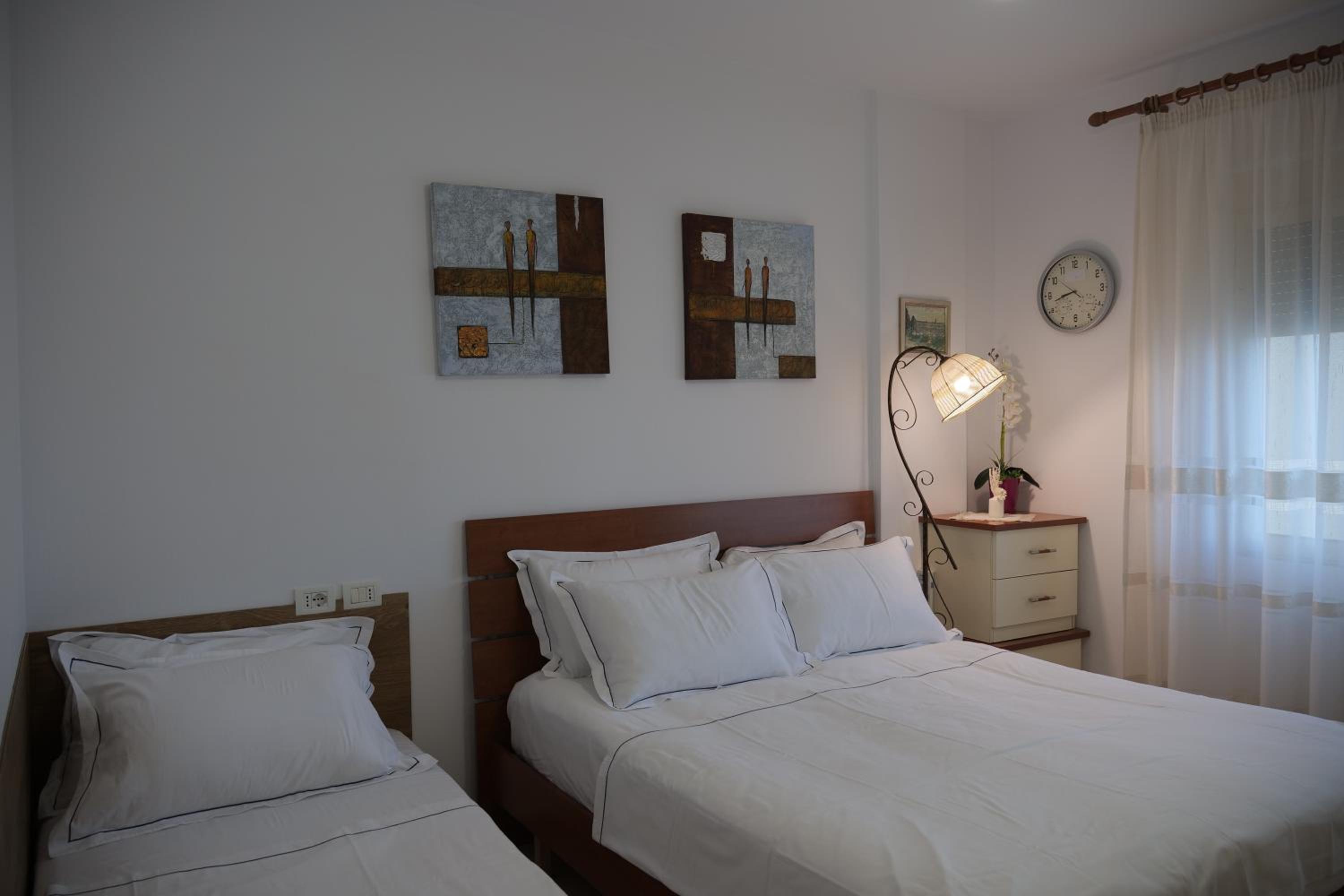 Teuta Apartment