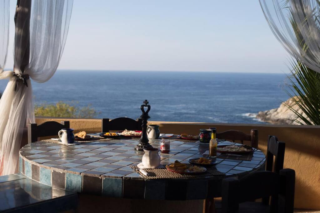 Casa Xcaanda Oceanfront with Pool view 3