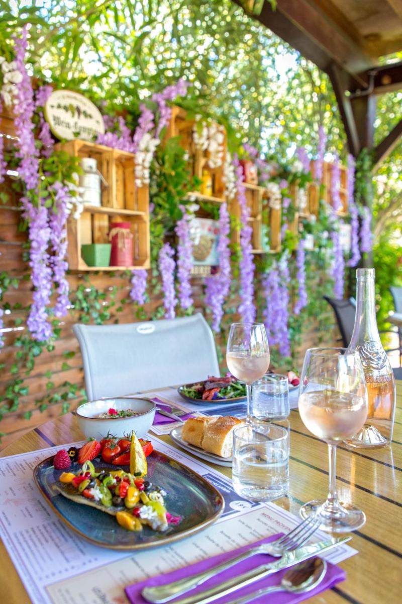outdoor BBQ area