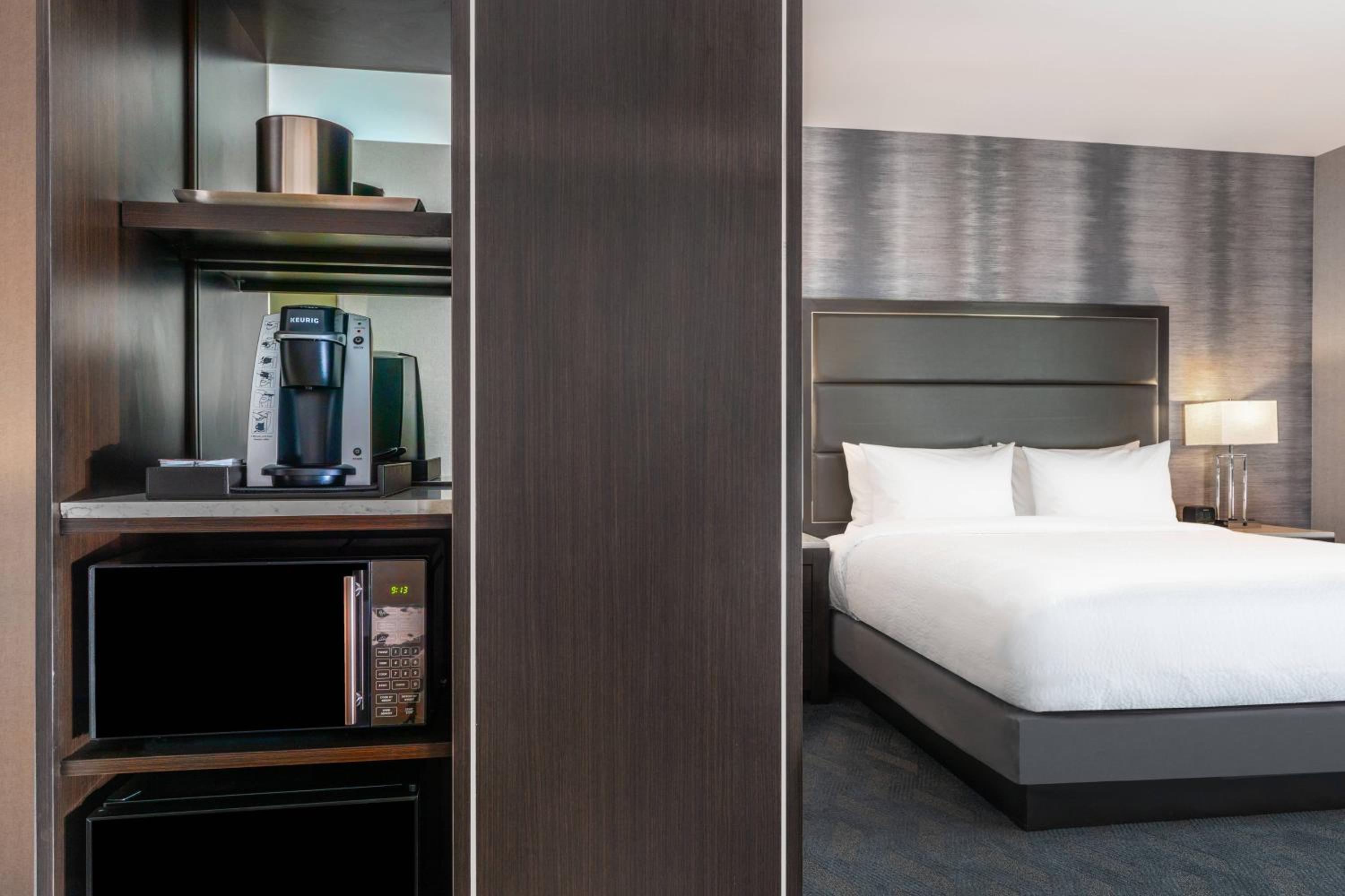 Fairfield Inn  Suites by Marriott Boston Waltham - Property Image 5