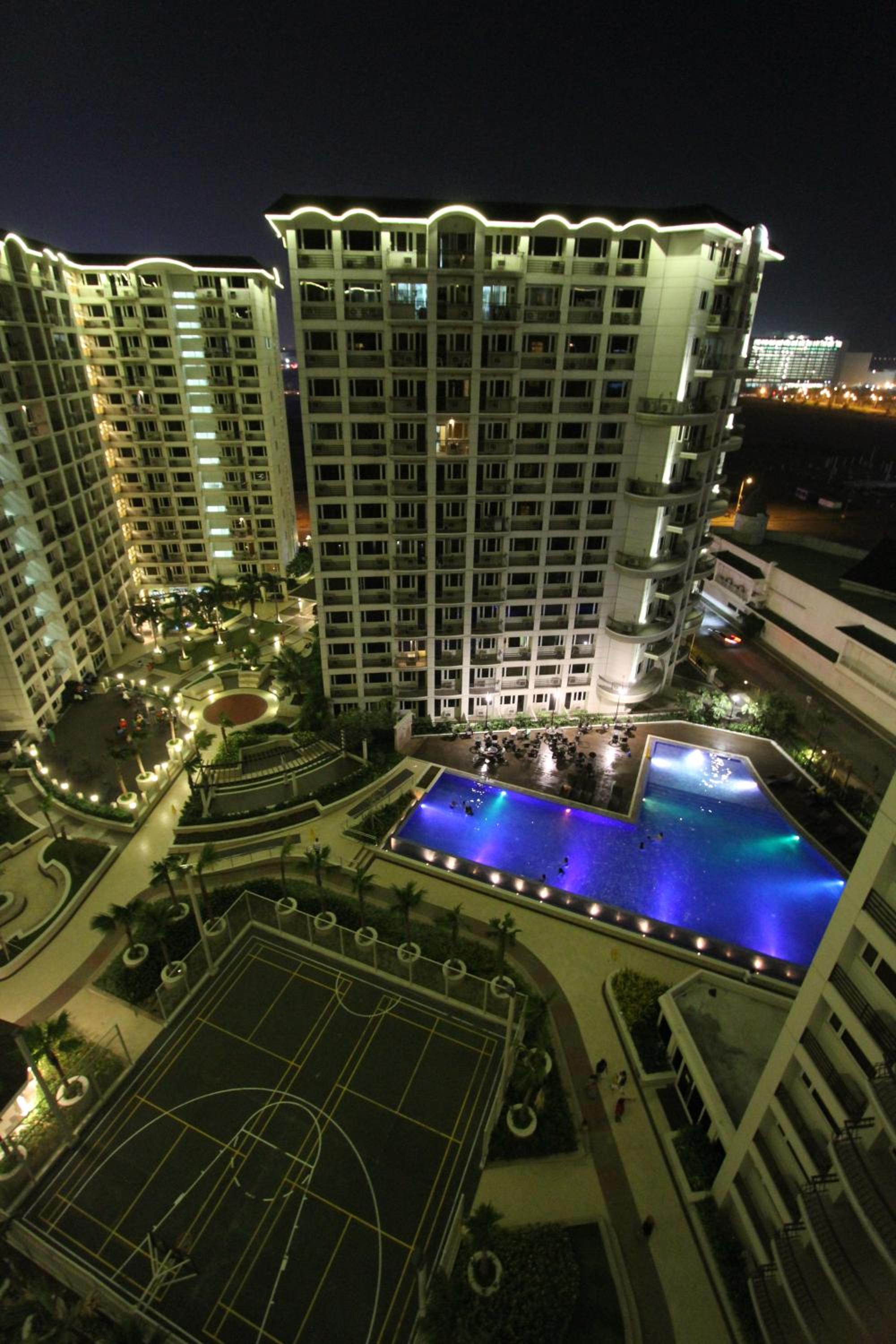 Extremeli Suites