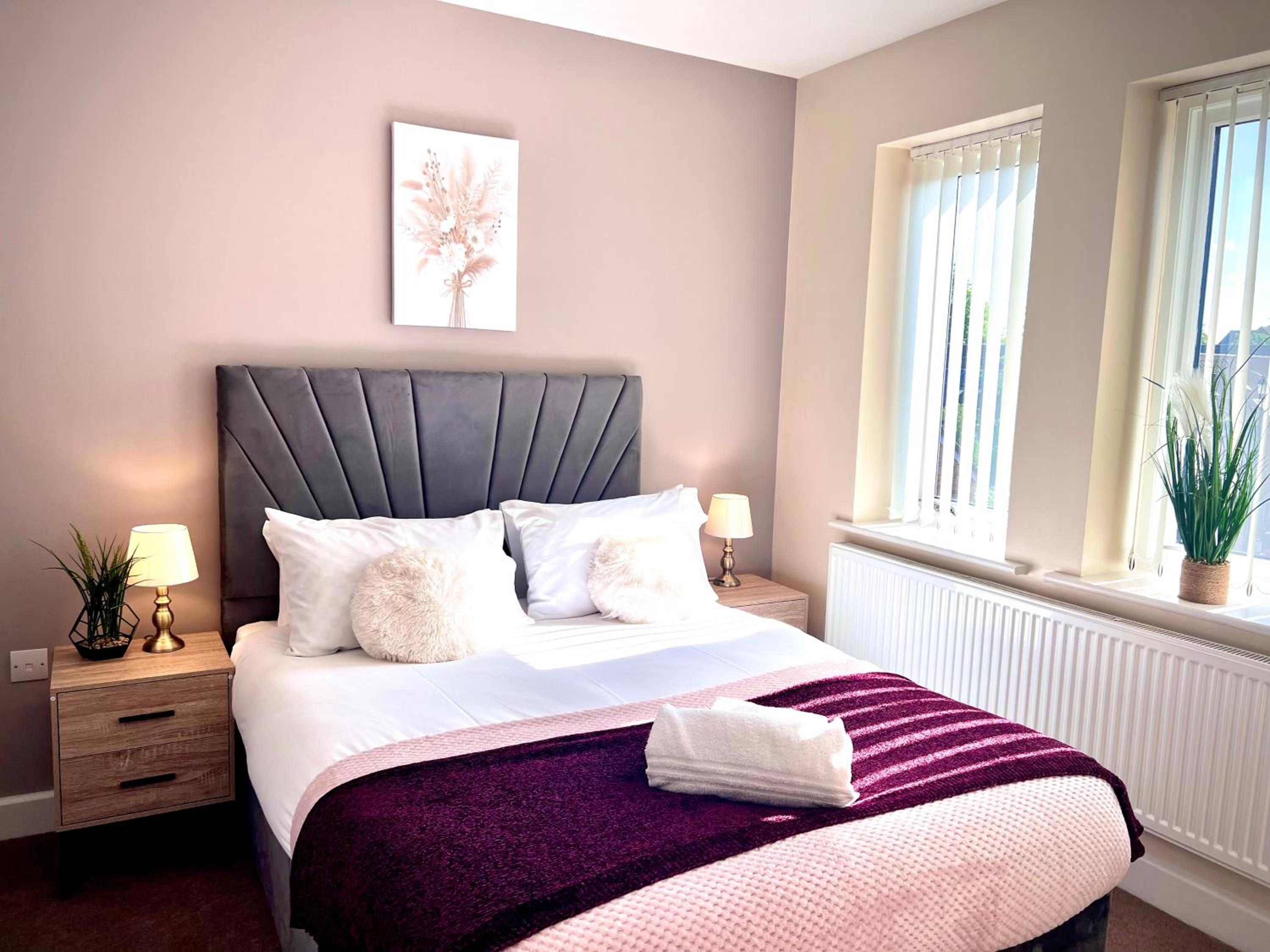 Syster Properties Leicester LE3 Comfy Casa Stay with Free Parking in Quiet Area