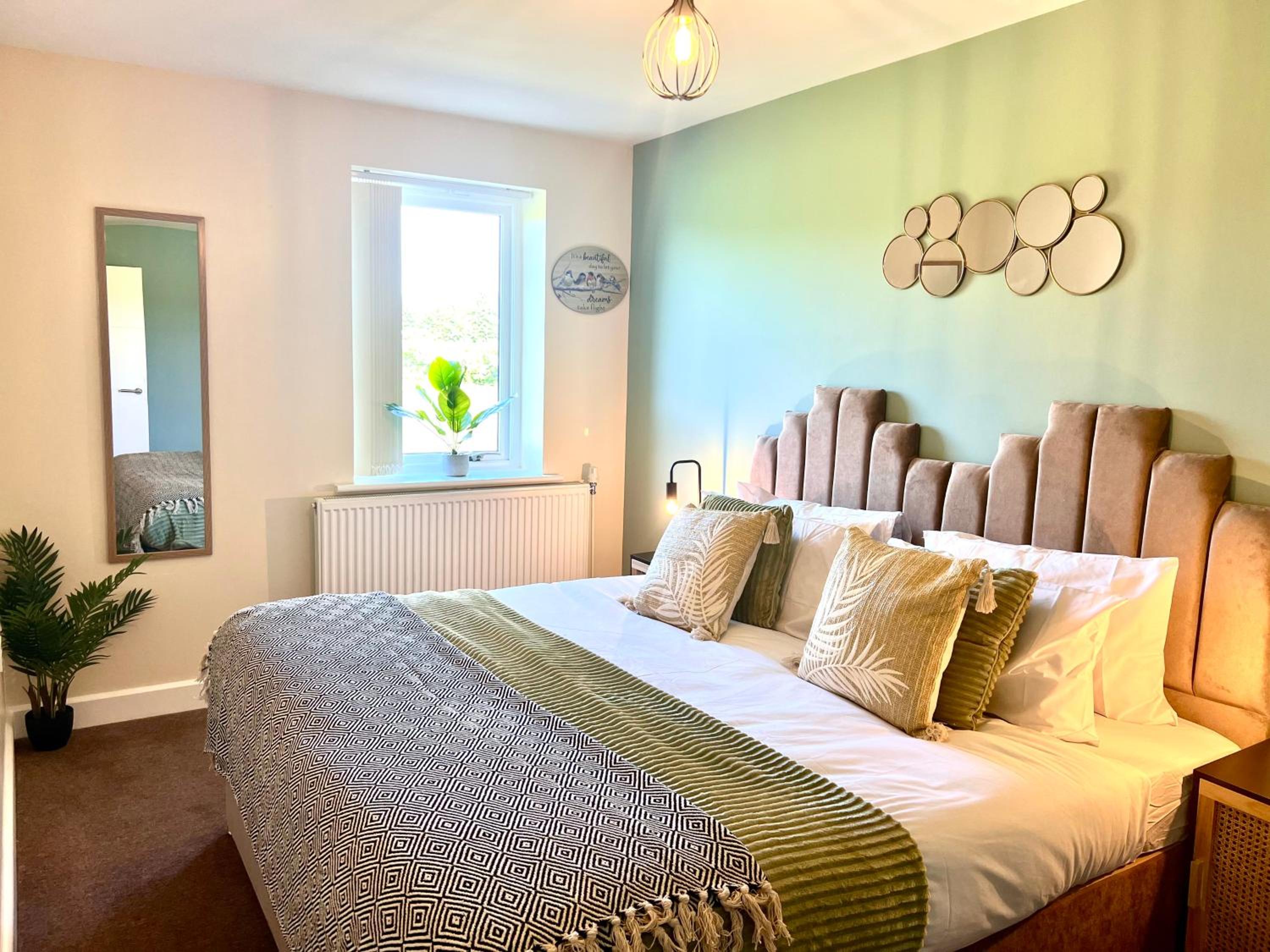 Syster Properties Leicester LE3 Comfy Casa Stay with Free Parking in Quiet Area