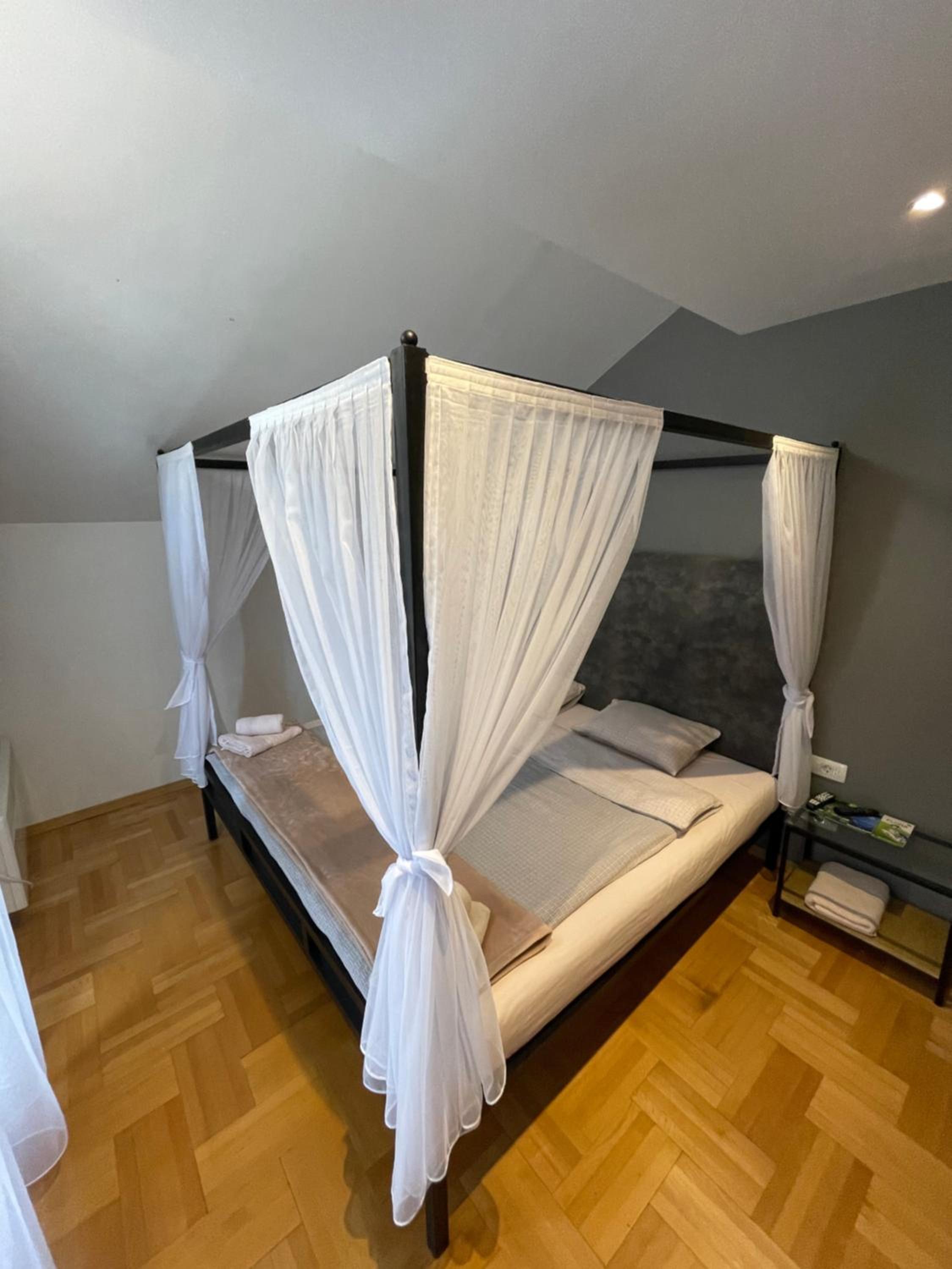 Town hostel, photo 37