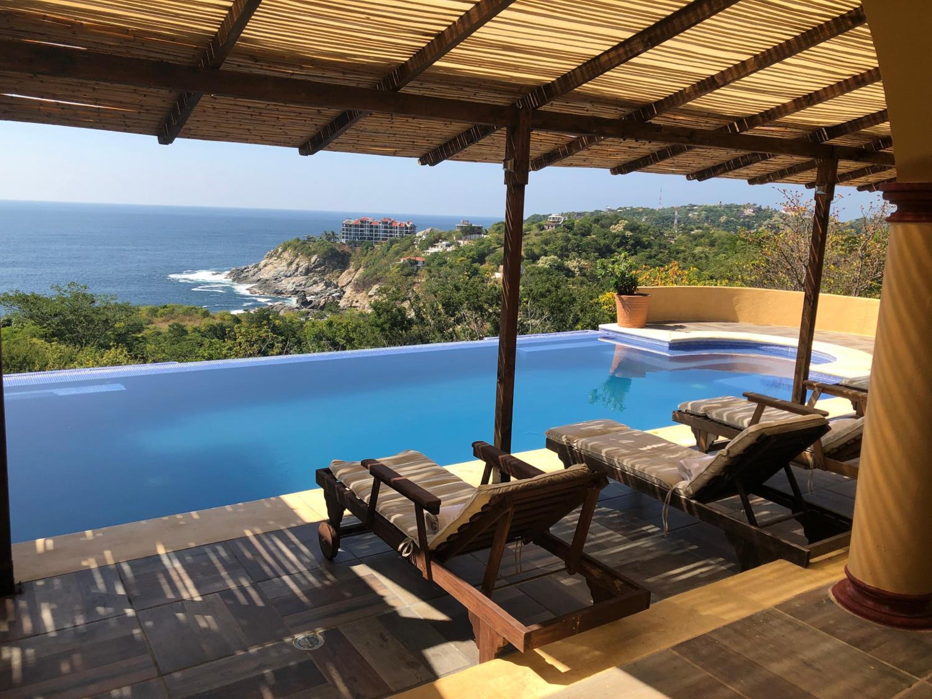 Casa Xcaala, oceanfront with private pool view 2