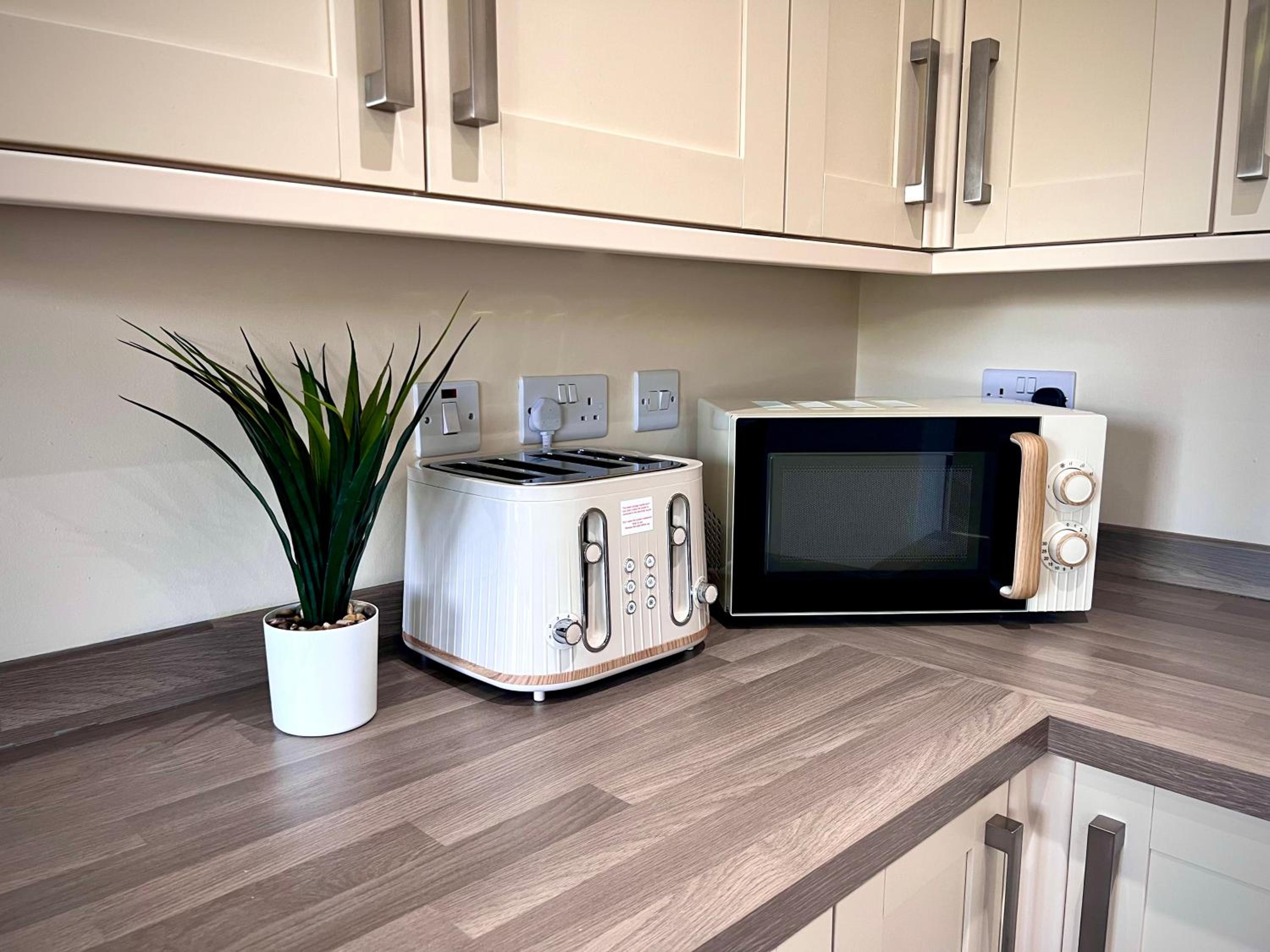 Syster Properties Leicester LE3 Comfy Casa Stay with Free Parking in Quiet Area