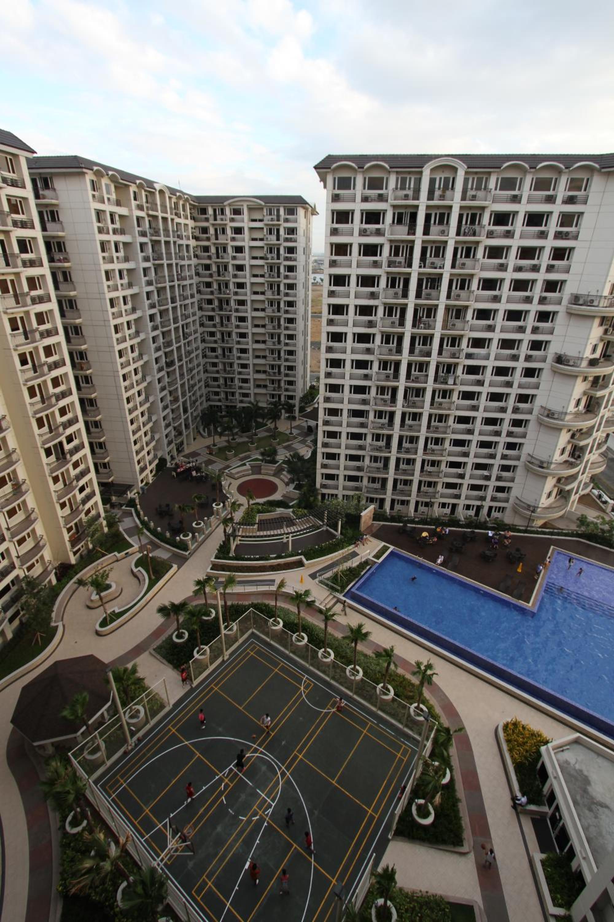 Extremeli Suites