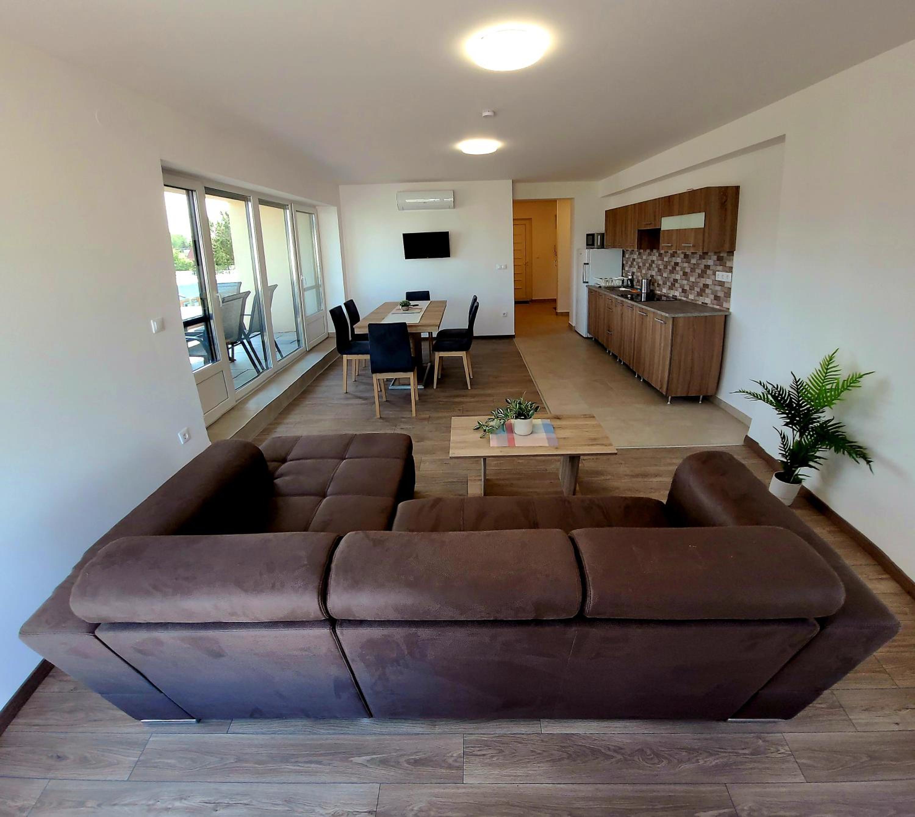Zea Apartmanház