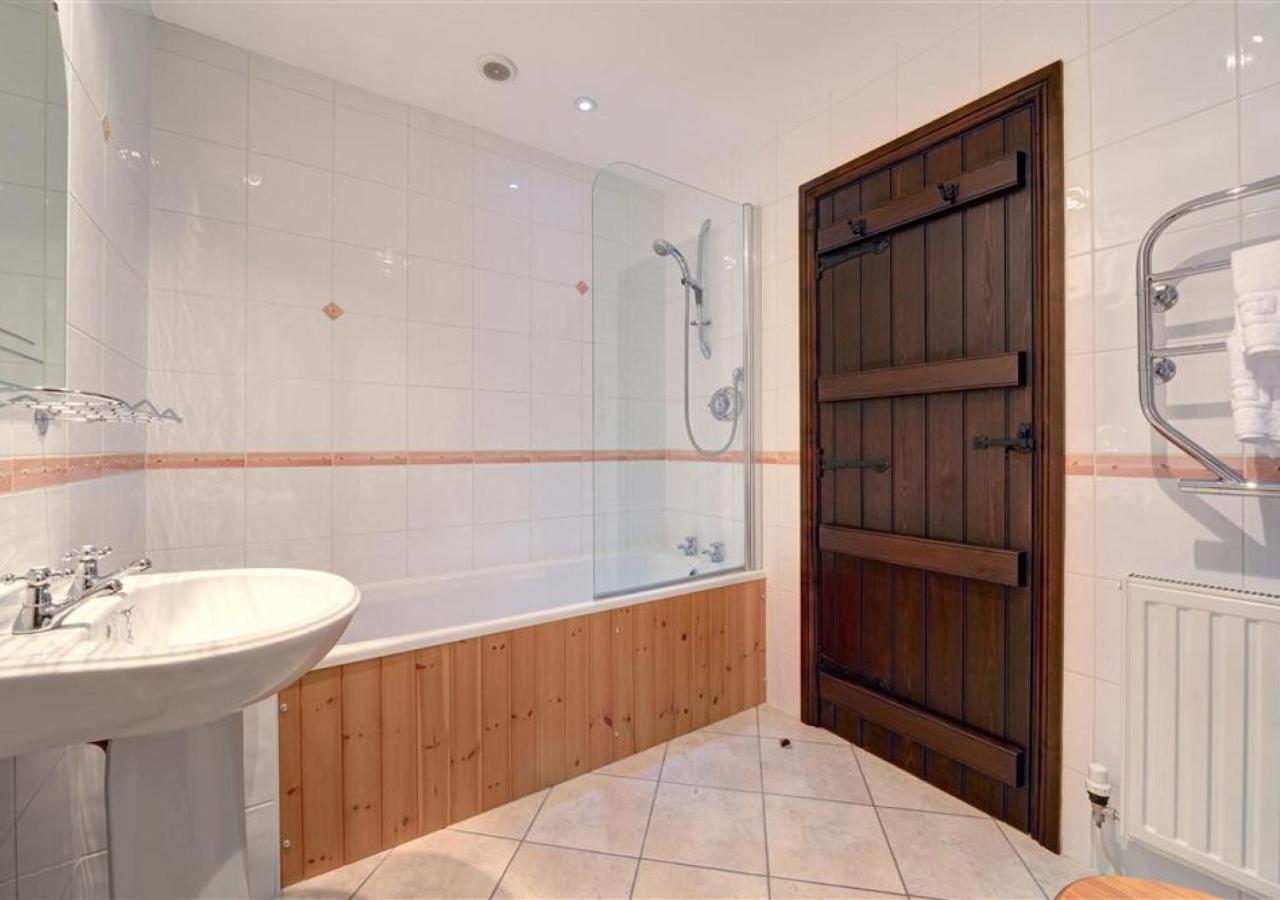 2 Bed in Grasmere oc-gl007