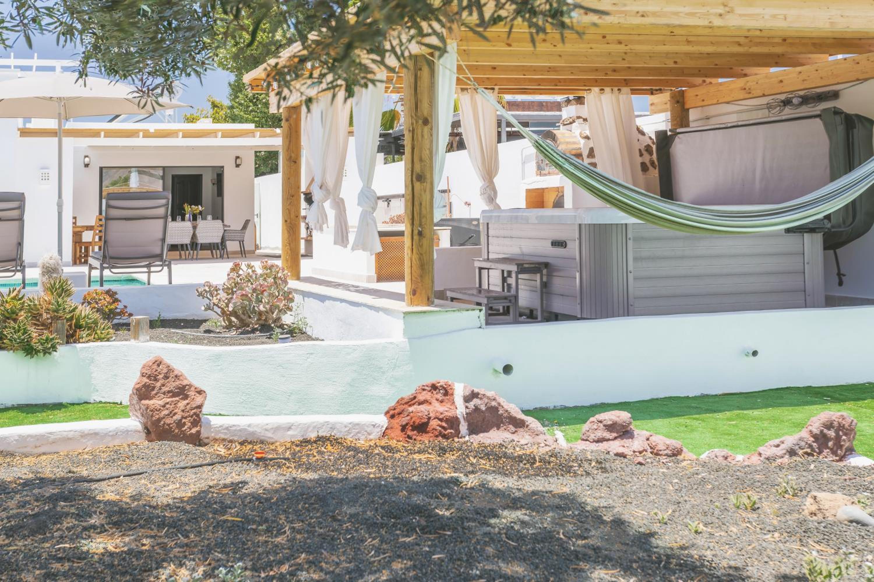 Villa Olive Tree