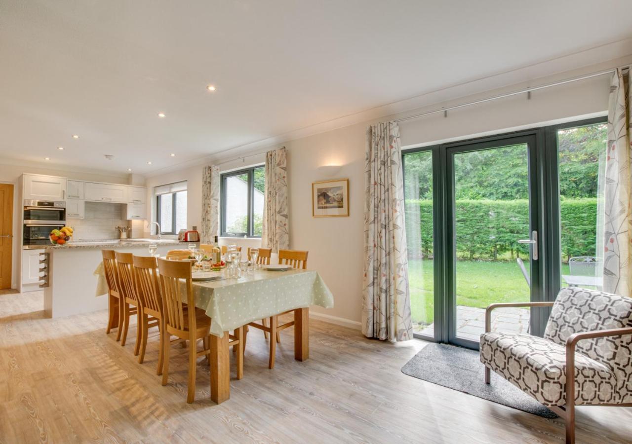 Oakdene House