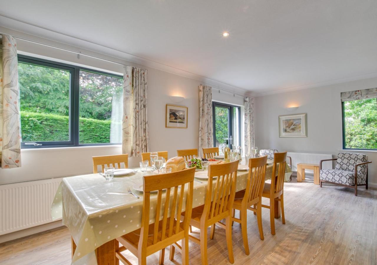 Oakdene House