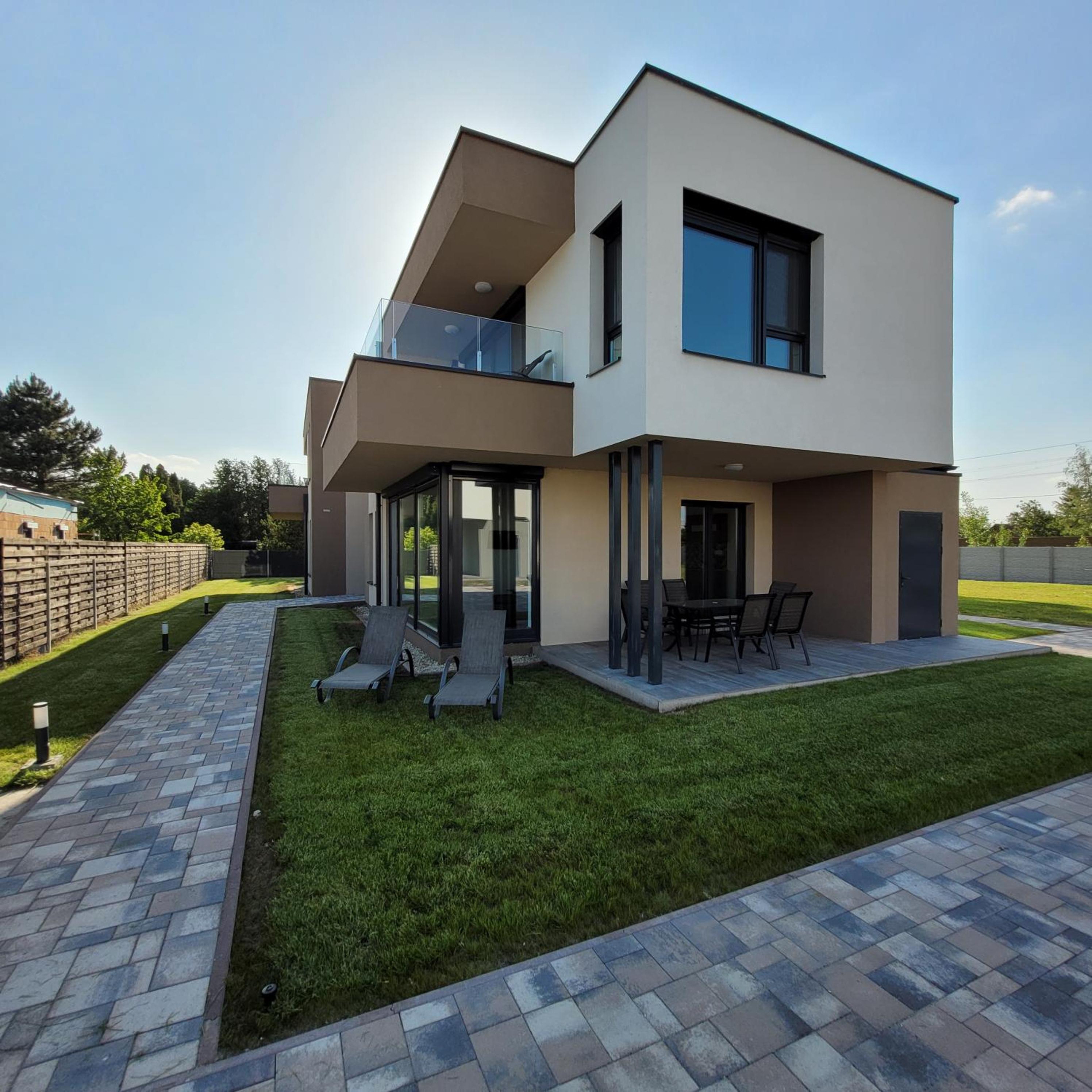 Zea Apartmanház