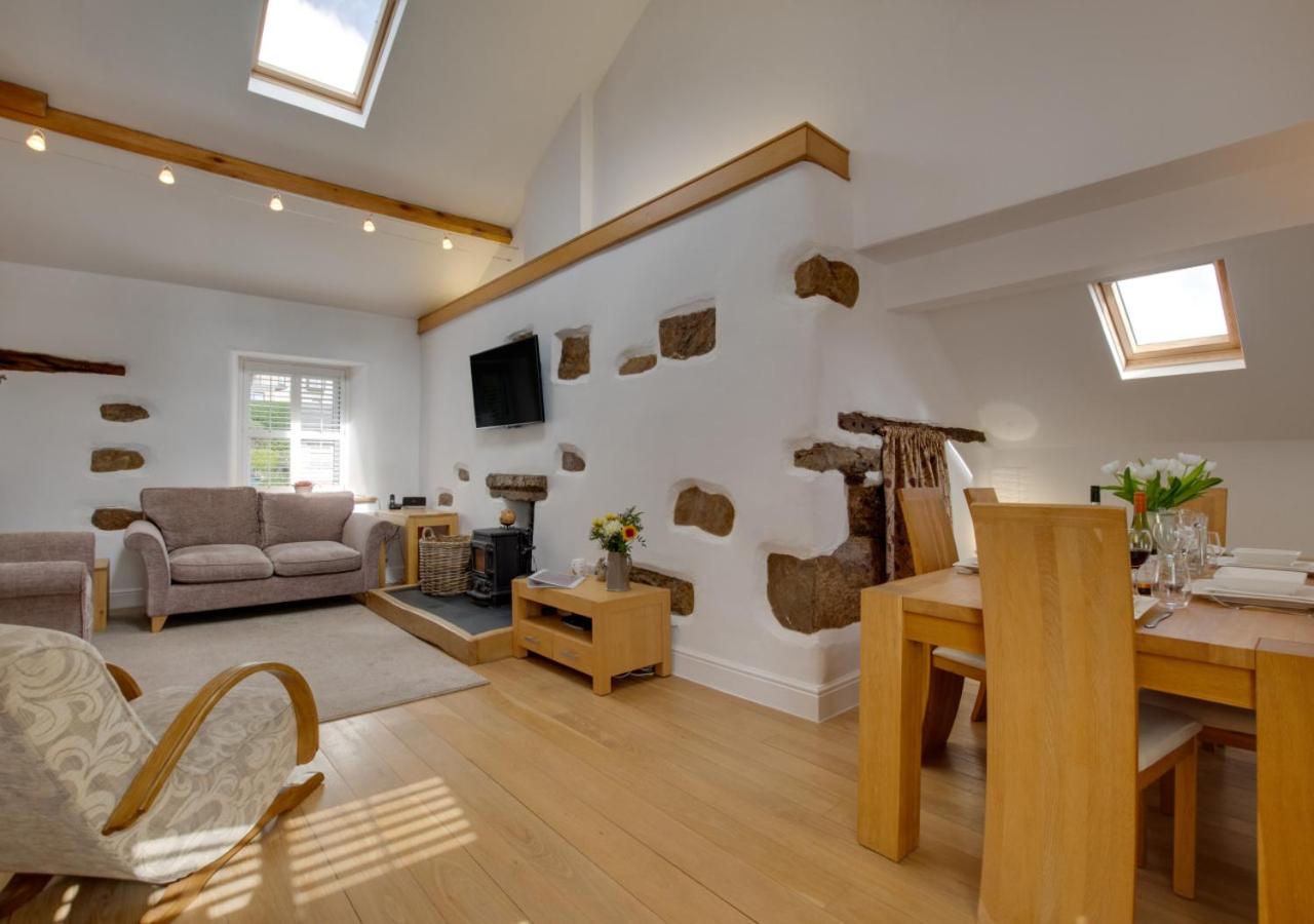 3 Bed in Cark In Cartmel oc-gl090 view 2