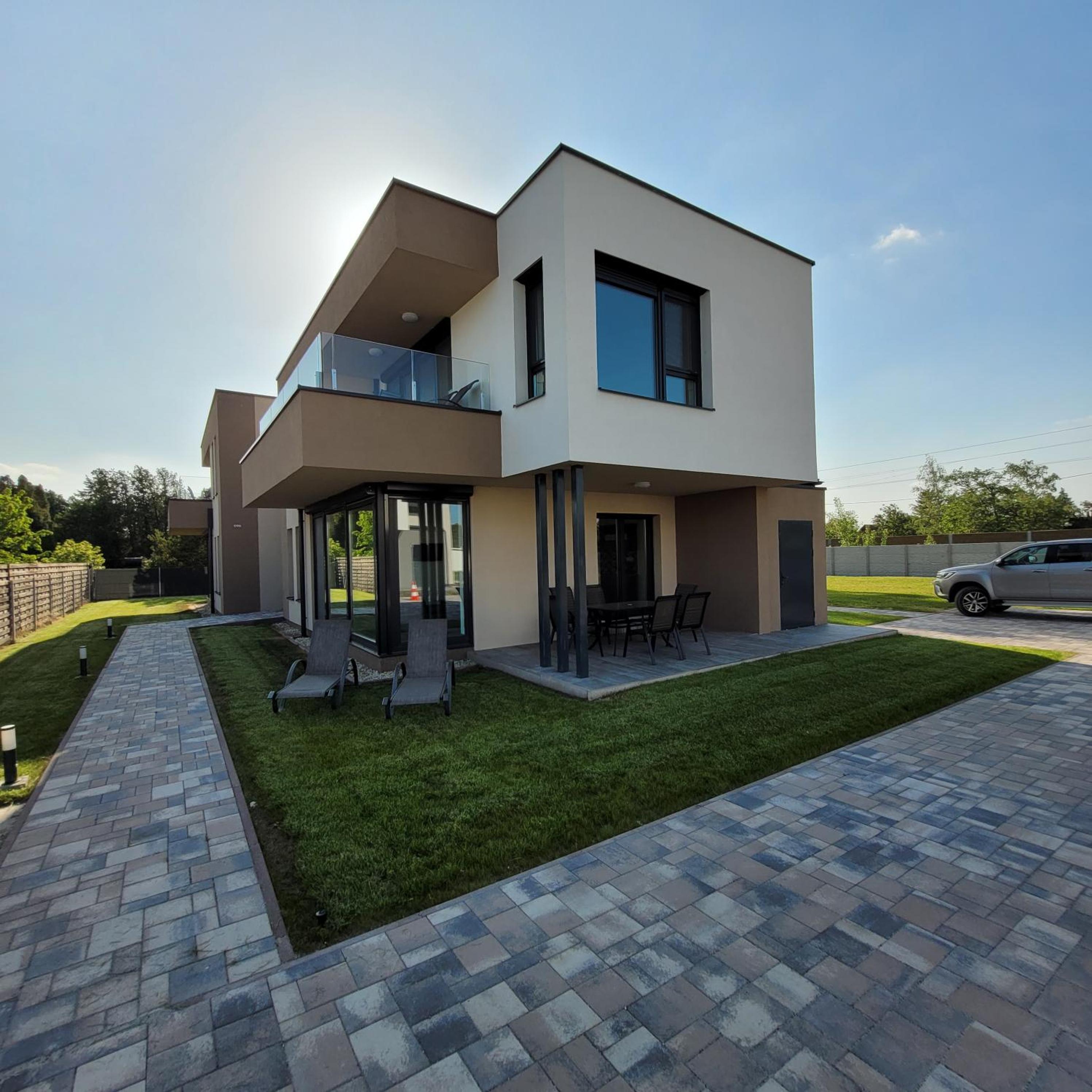 Zea Apartmanház