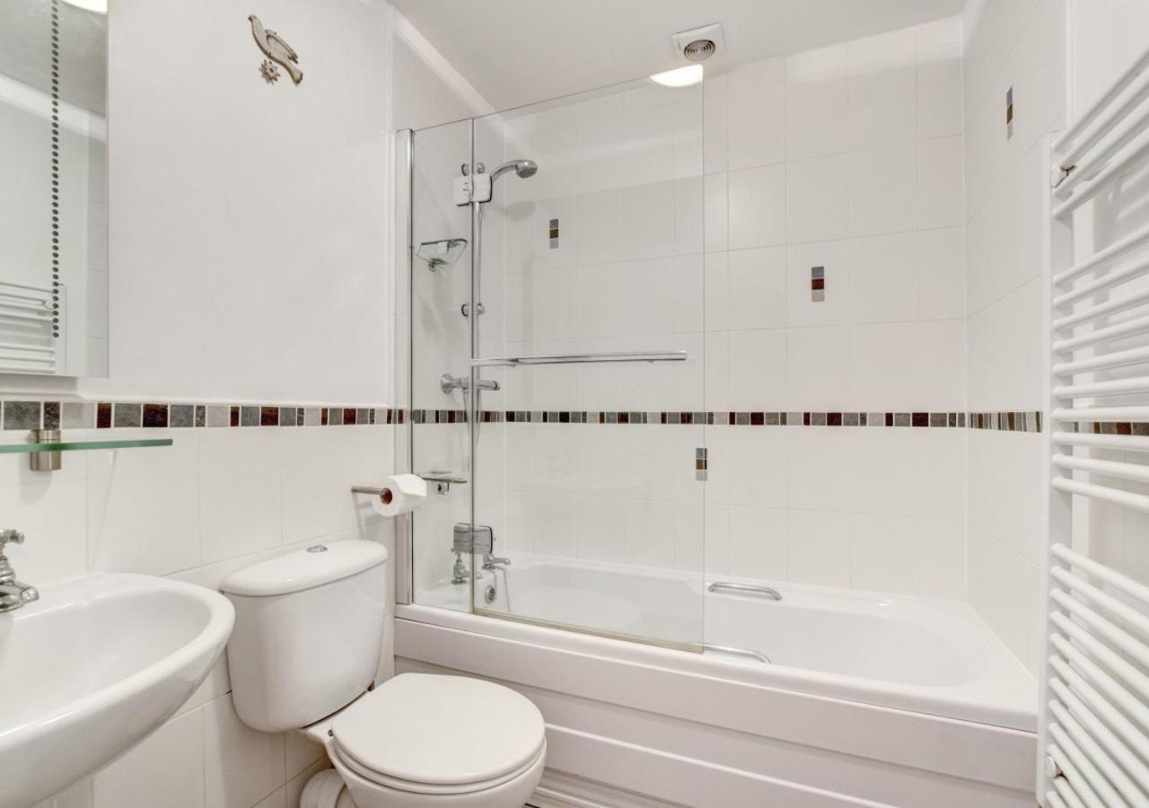 2 Bed in Bowness-on-Windermere oc-gl124