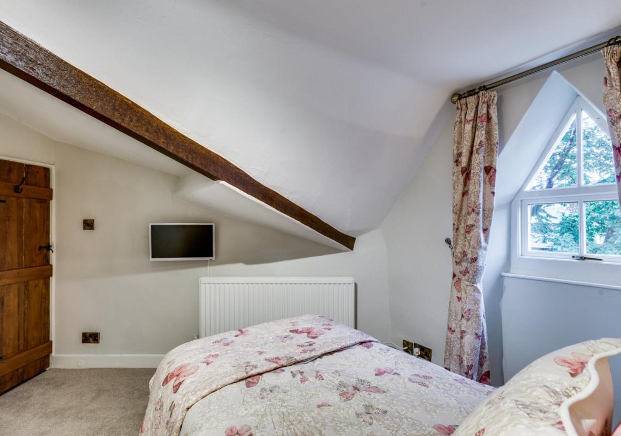 4 Bed in Windermere oc-gl130