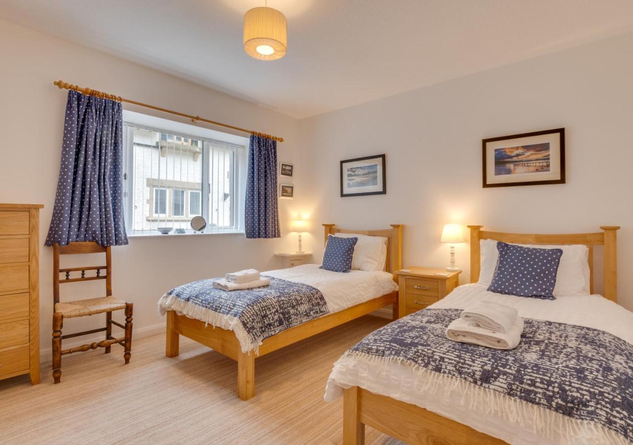 2 Bed in Windermere oc-gl073