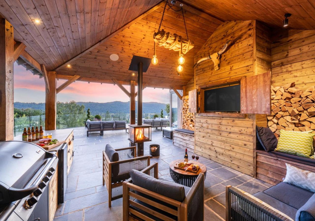 6 Bed in Bowness-on-Windermere oc-postkl view 2