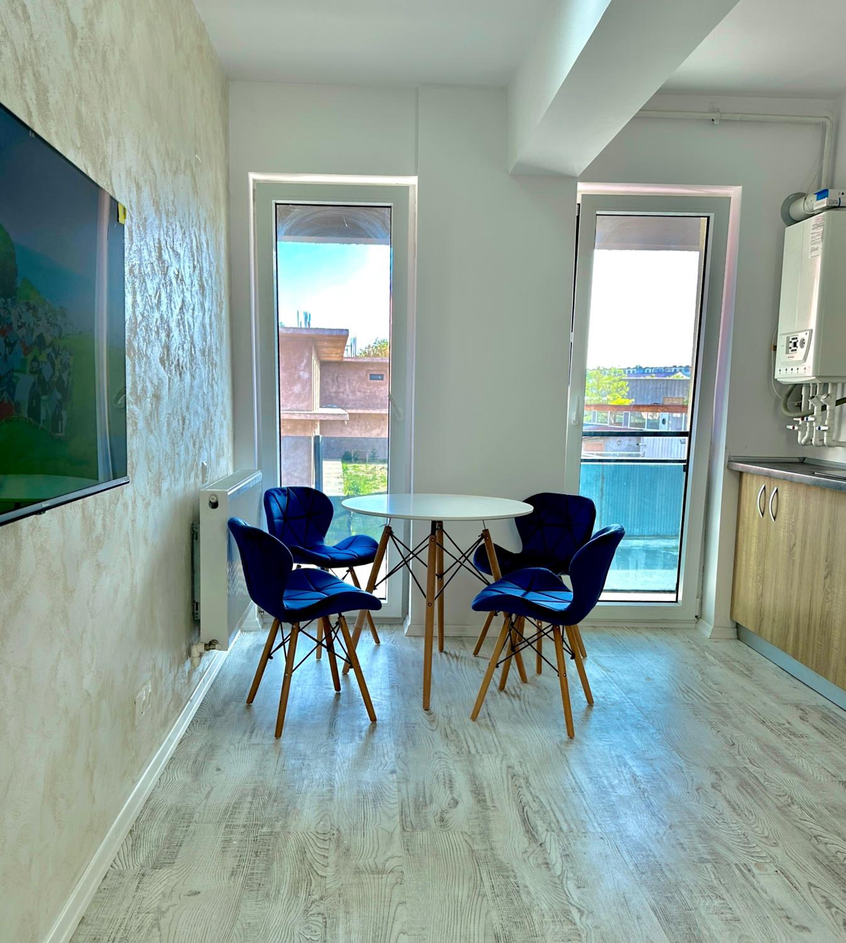 Vik’s Apartament Sunrise Residence view 4