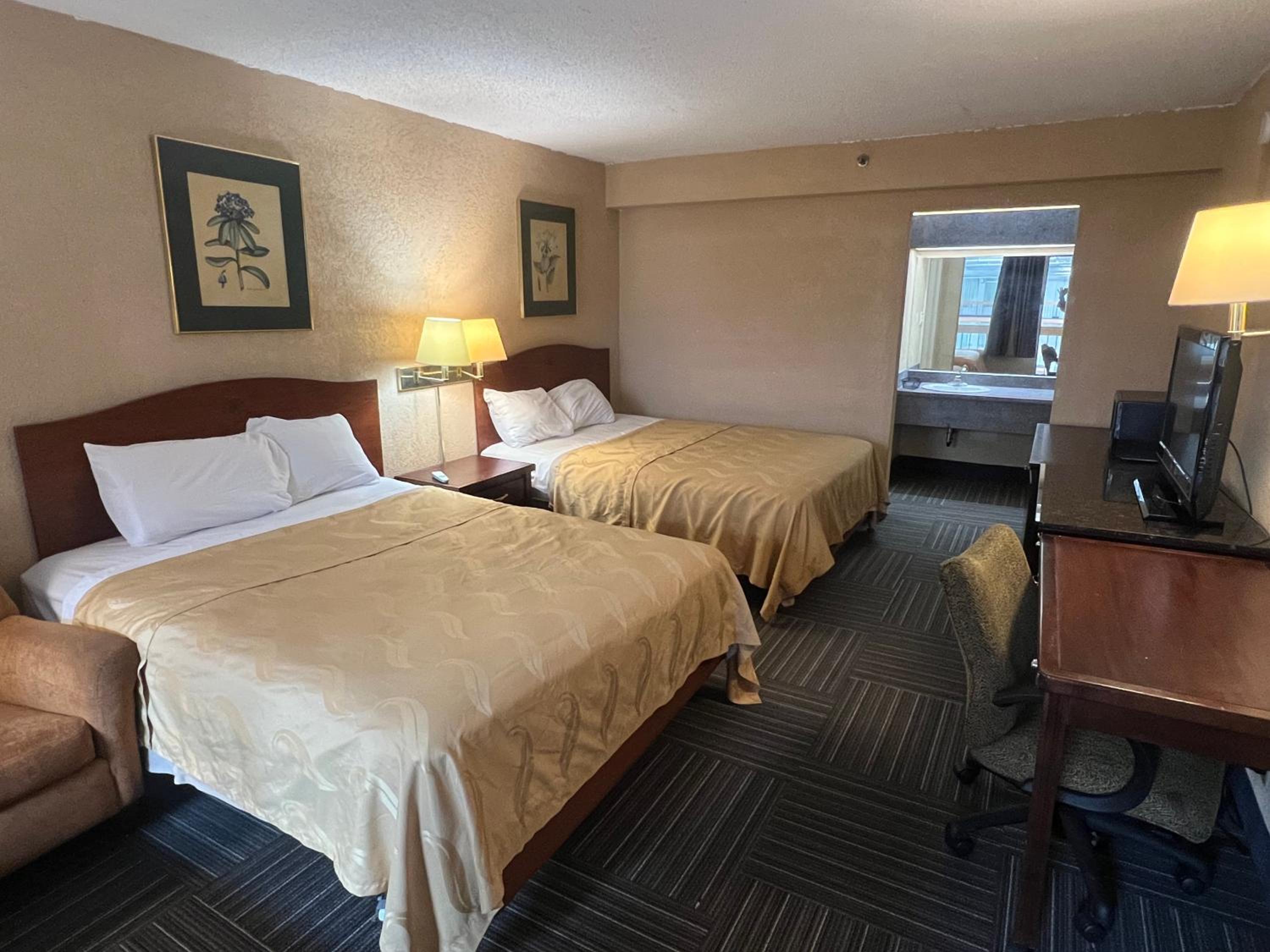 The Lodge Hotel and Banquets - Property Image 12