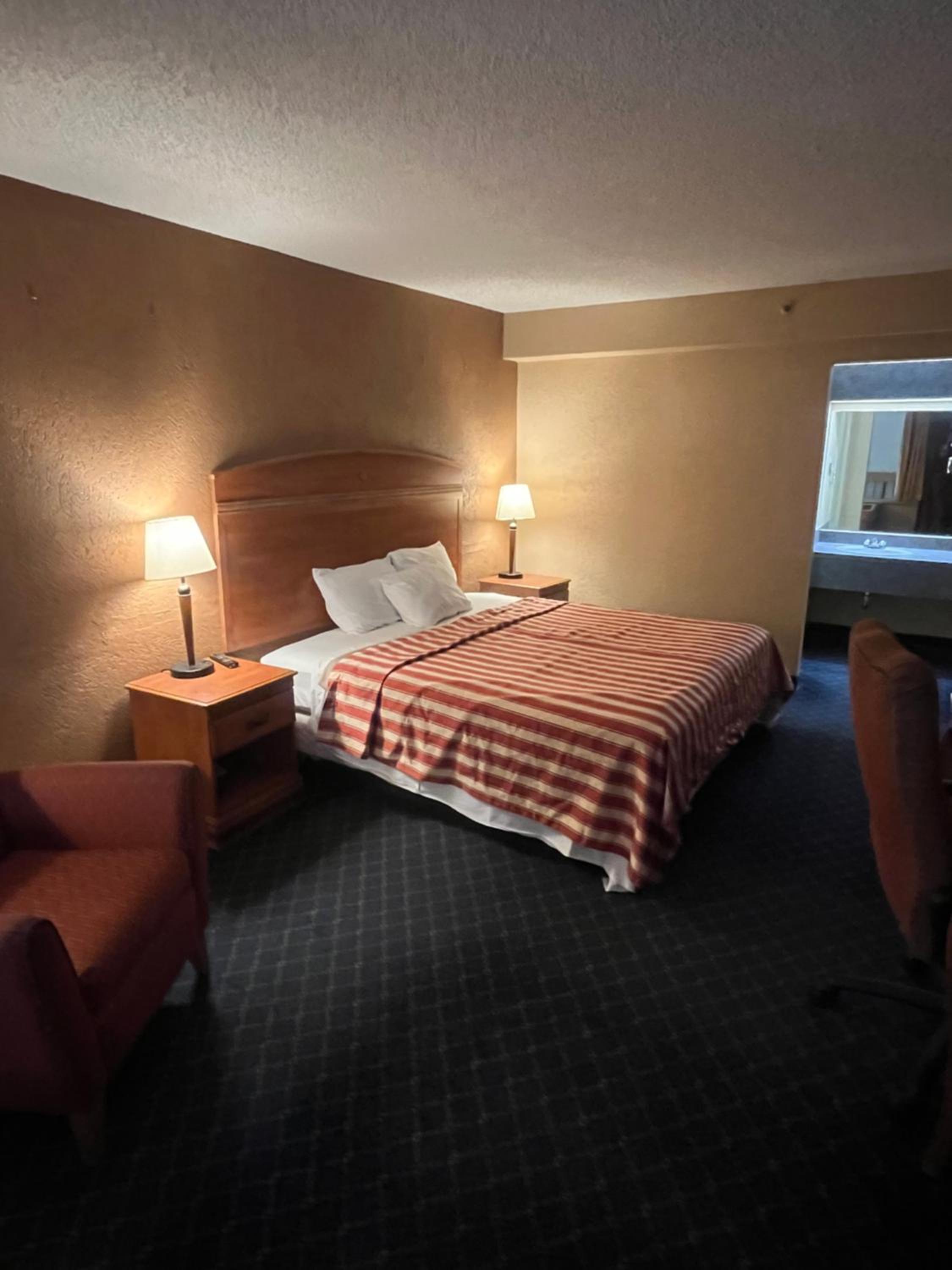 The Lodge Hotel and Banquets - Property Image 6
