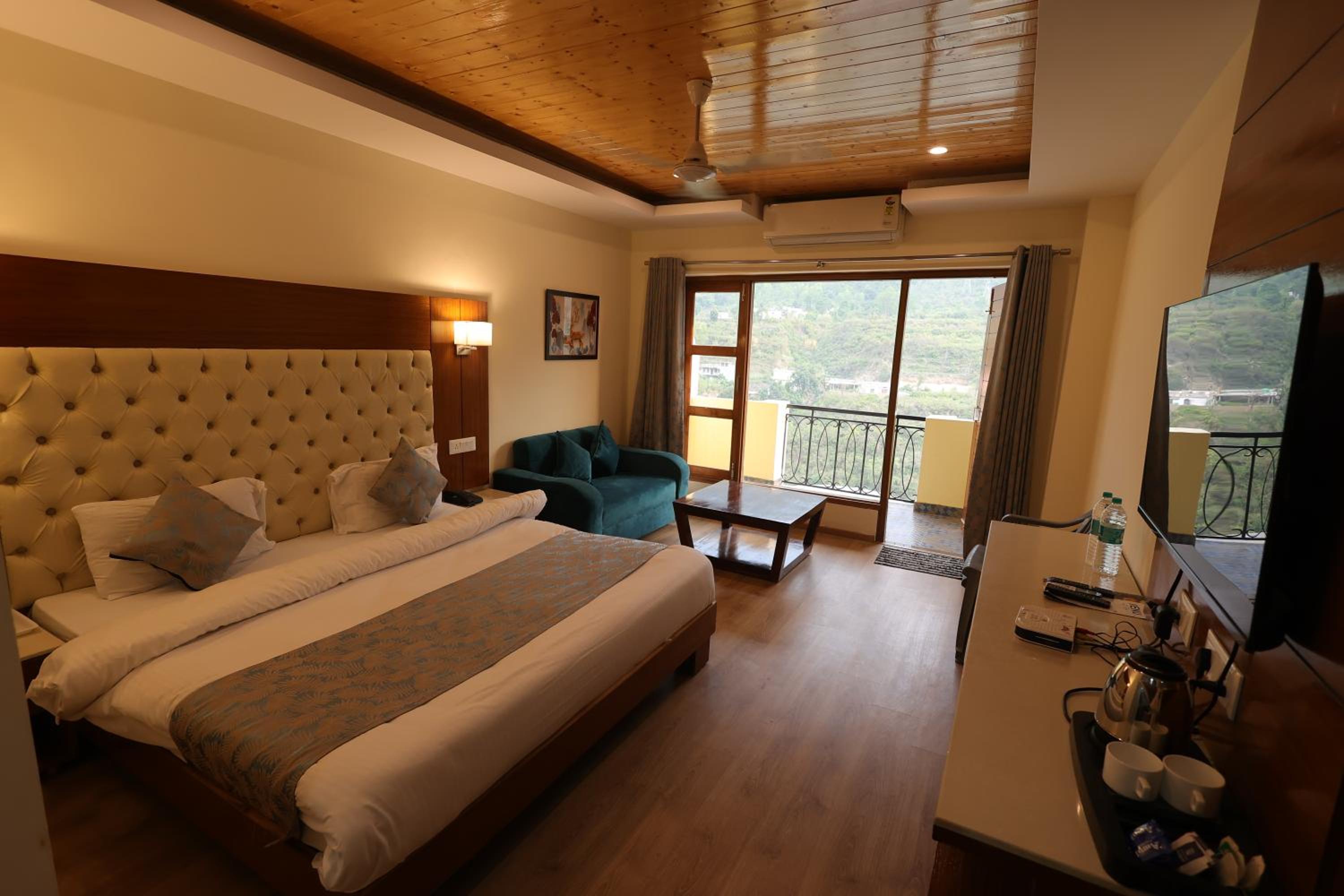 Riverside Resorts