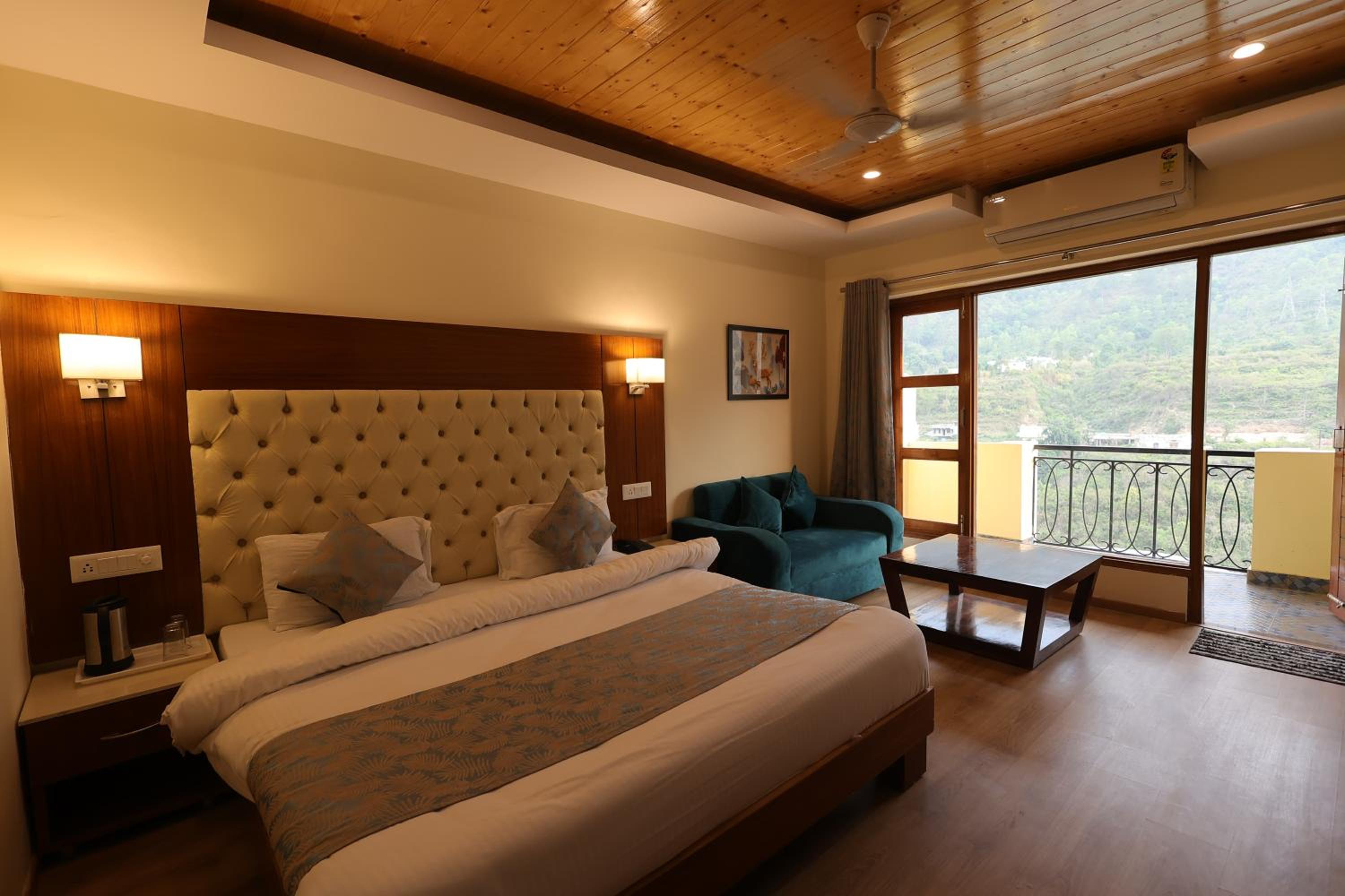 Riverside Resorts