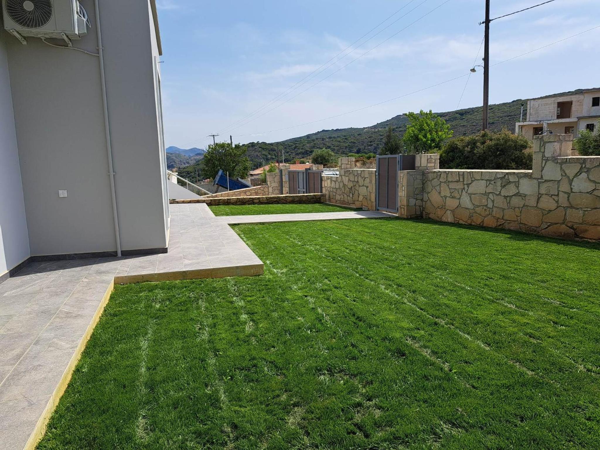 Christine luxury villa photo 2