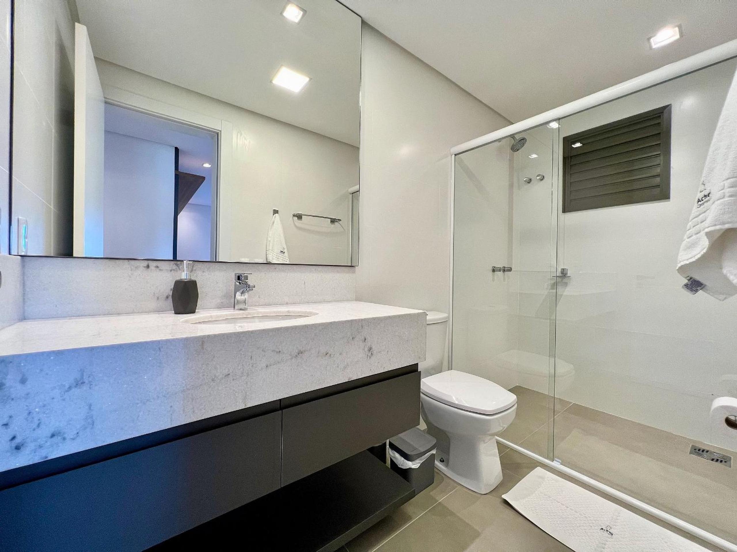 Apartamento Volo Class 2 Suítes Centro by Achei