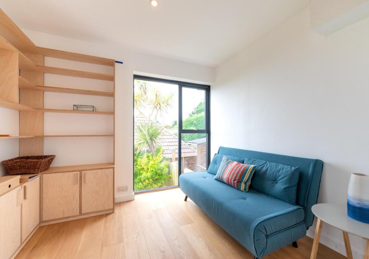 Brae House