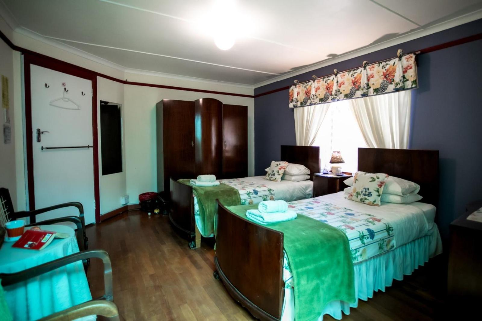 Zoete Inval Travelers Lodge Guesthouse Hermanus