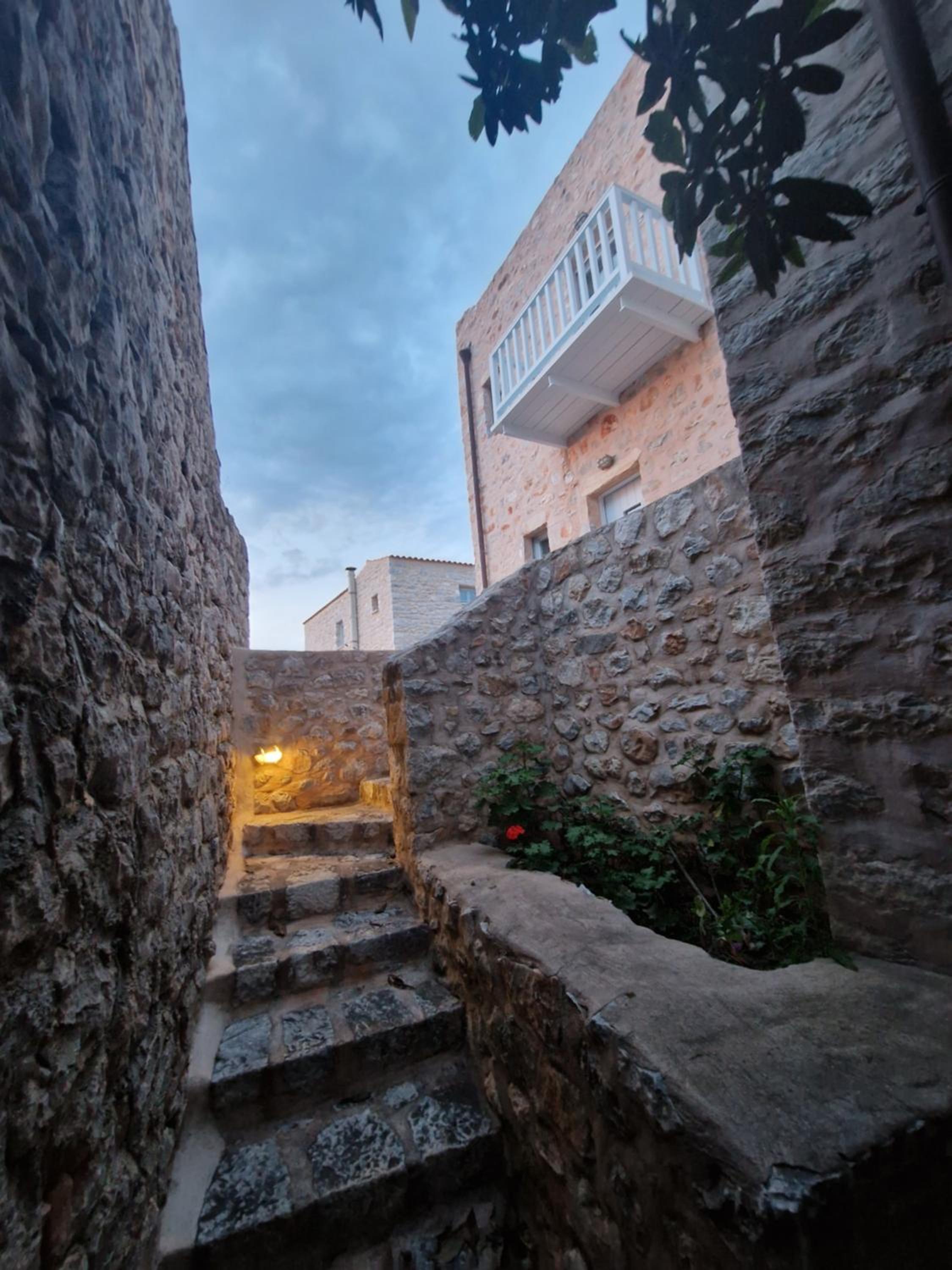 Balcony&Tower