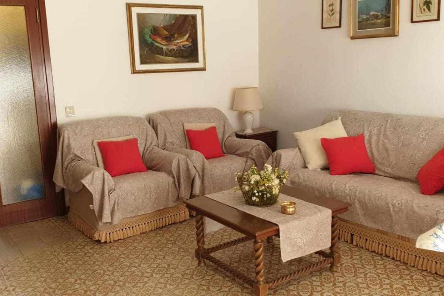 Tirrenia Appartamento Pineta