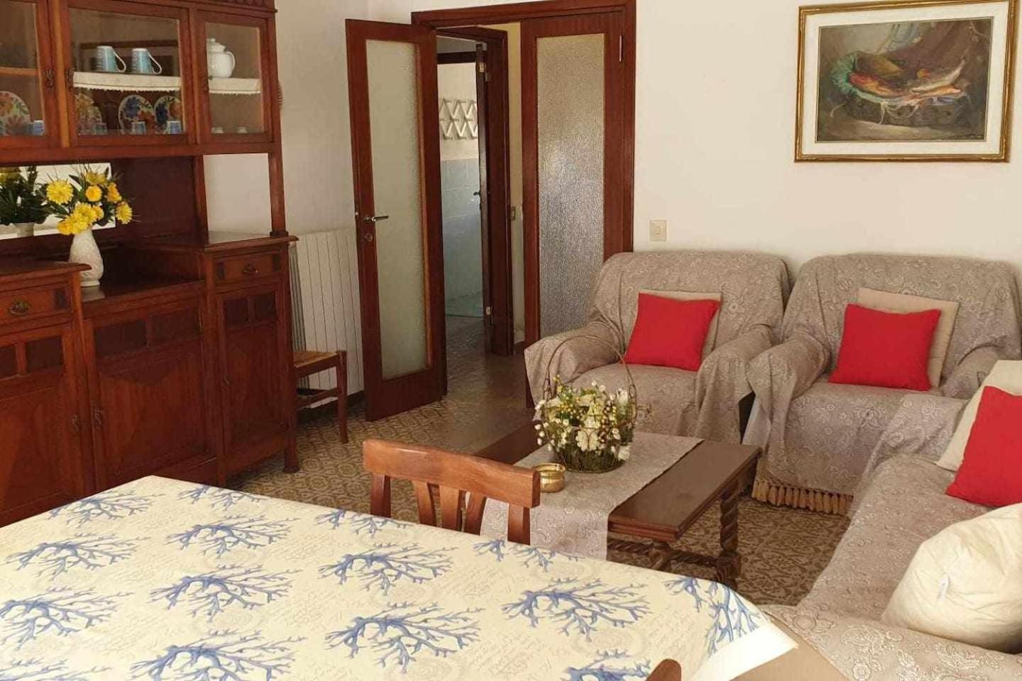 Tirrenia Appartamento Pineta