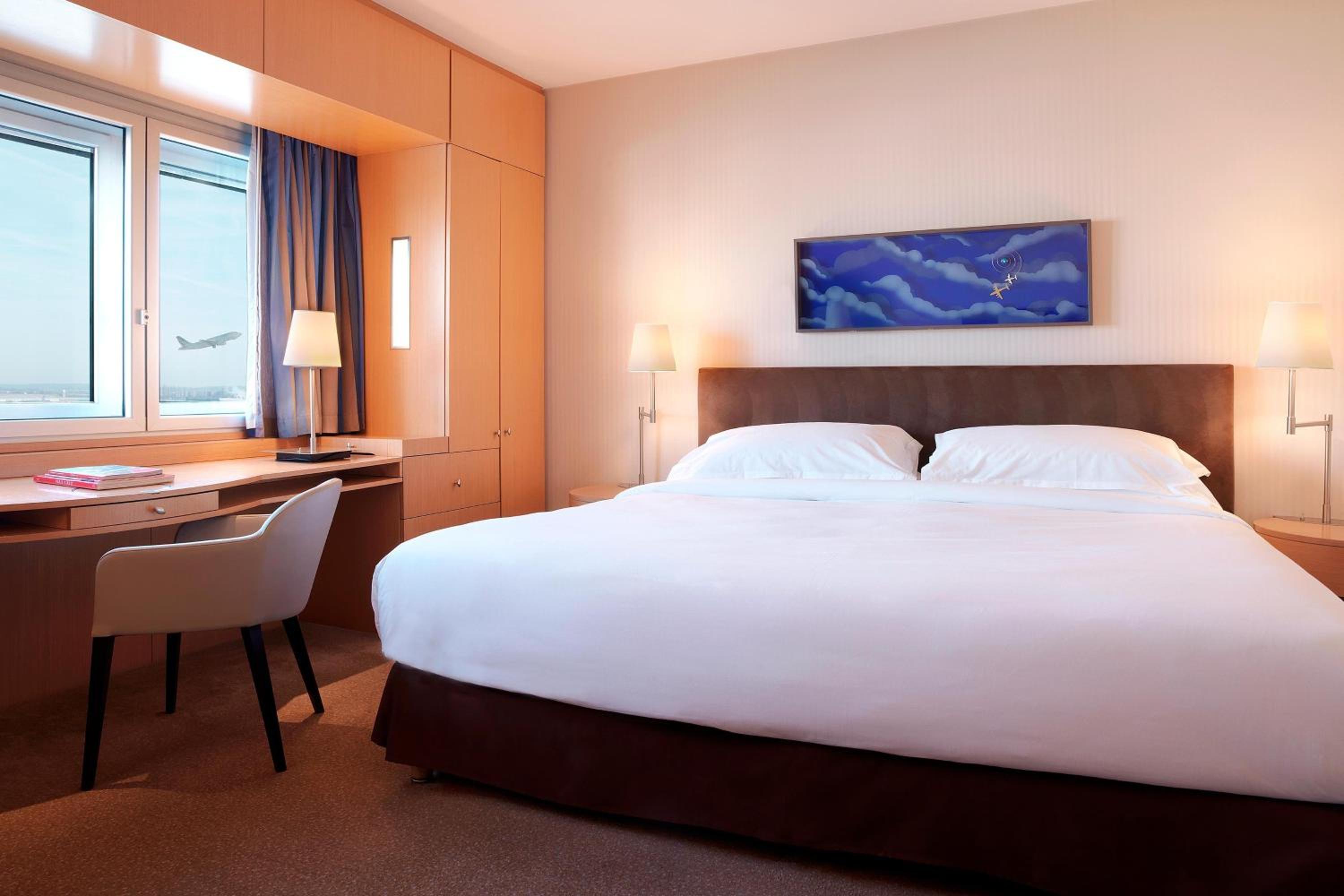 Roissy-en-France Vacations - Sheraton Paris Charles de Gaulle Airport Hotel - Property Image 34