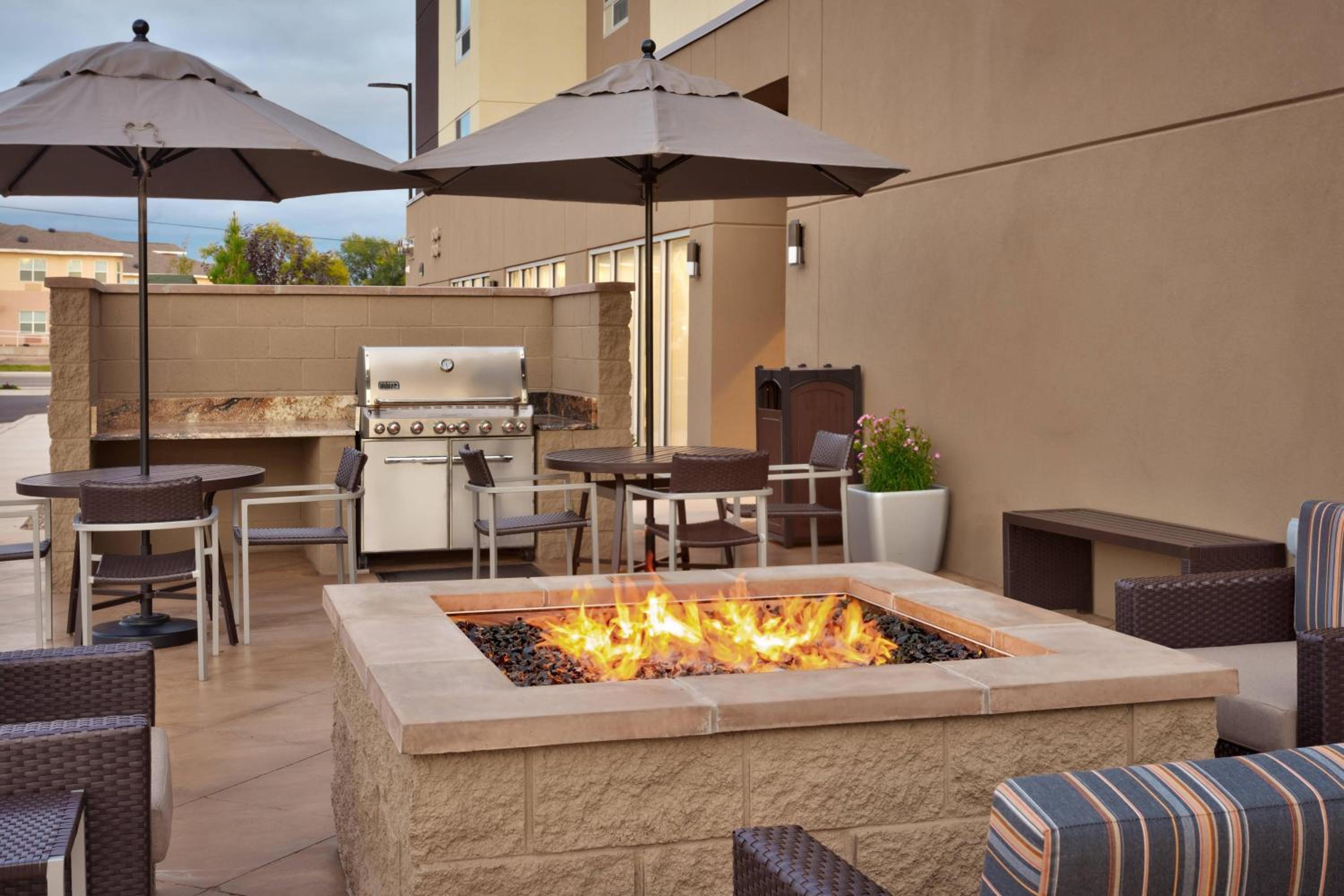 Clovis Vacations - TownePlace Suites by Marriott Clovis - Property Image 5