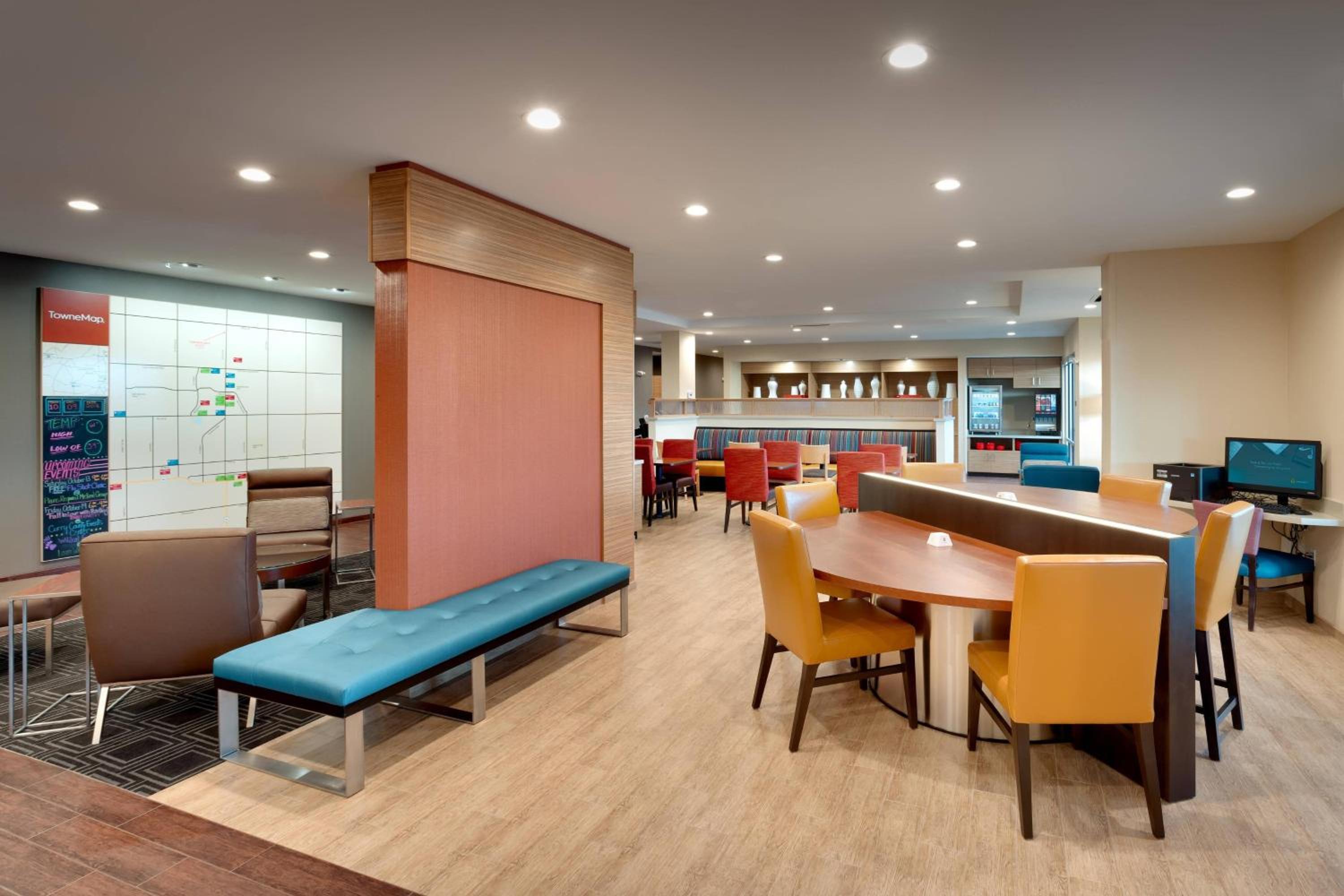 Clovis Vacations - TownePlace Suites by Marriott Clovis - Property Image 8