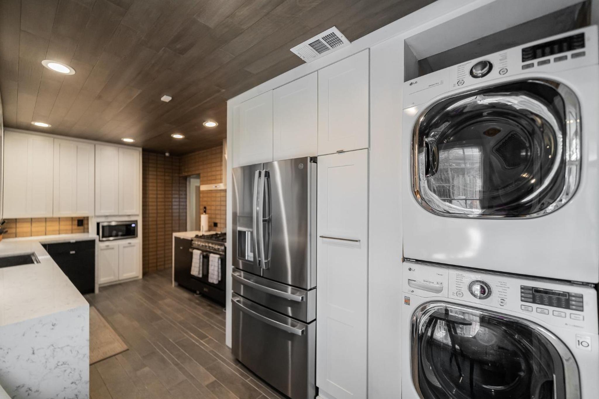 Sunset House - Luxury Pool and Hot Tub Retreat - Property Image 38