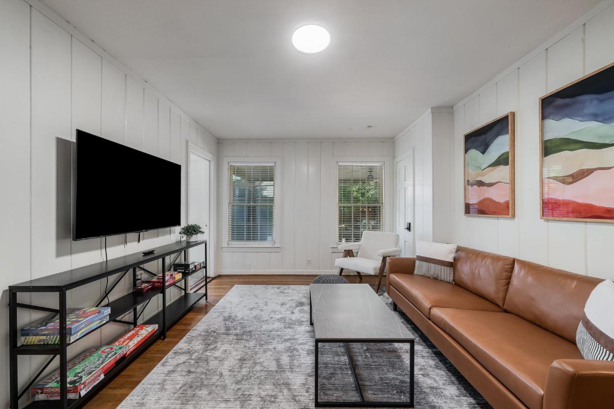 Sunset House - Luxury Pool and Hot Tub Retreat - Property Image 5