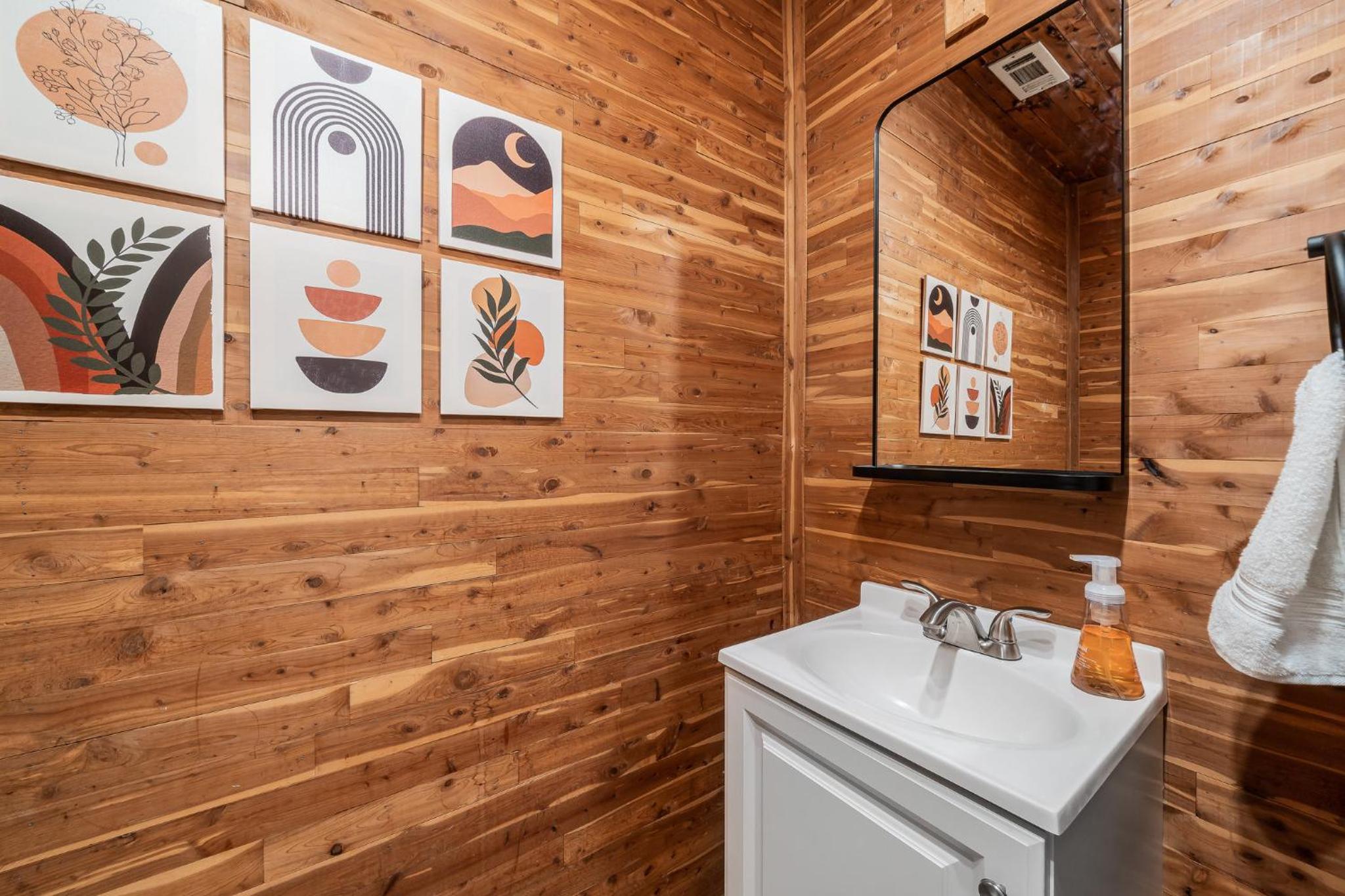 Sunset House - Luxury Pool and Hot Tub Retreat - Property Image 10