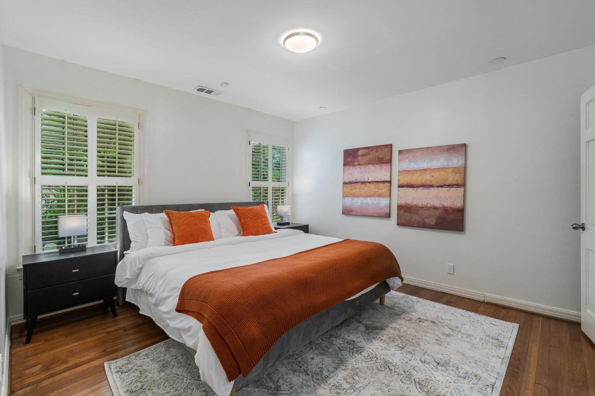 Sunset House - Luxury Pool and Hot Tub Retreat - Property Image 1