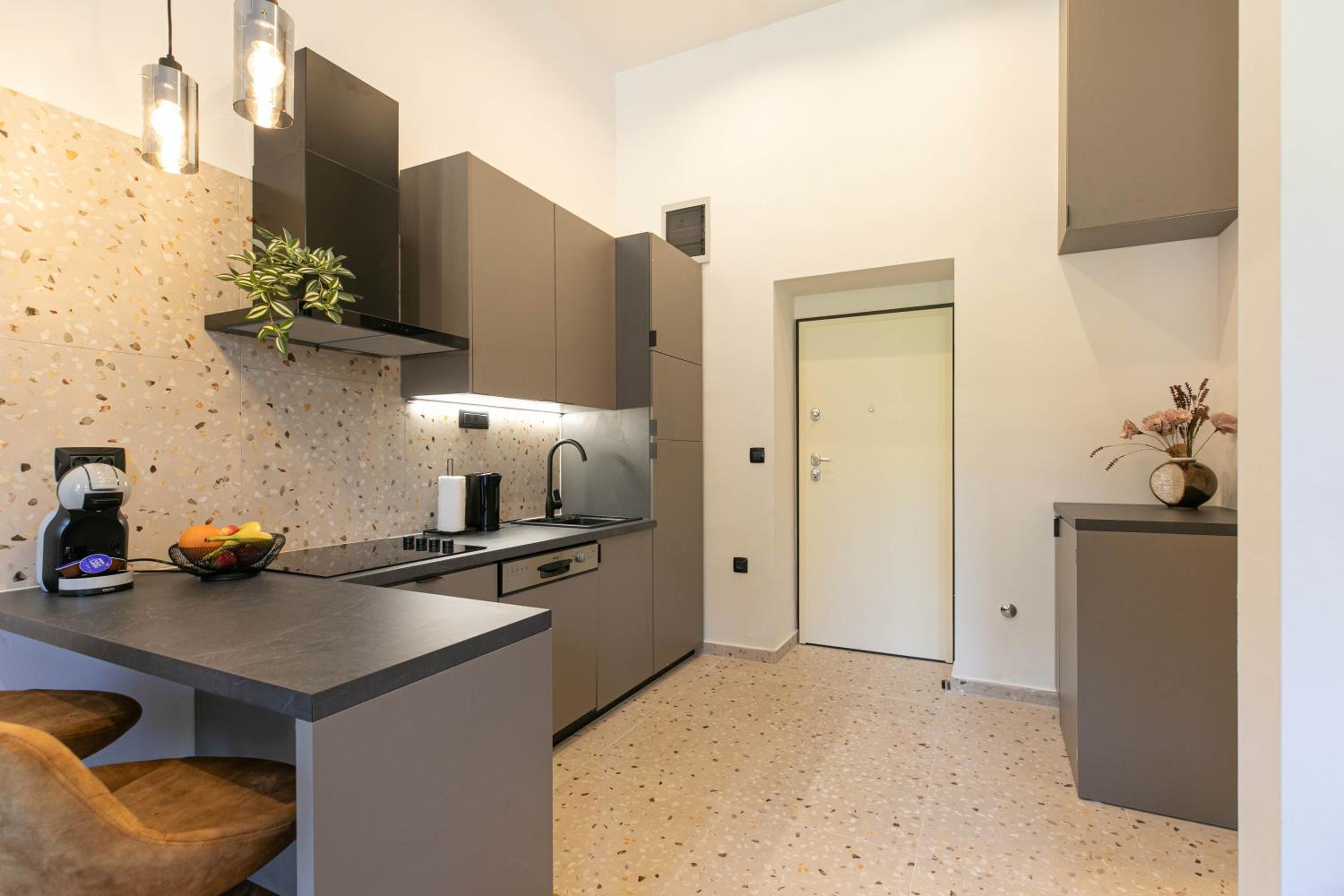 Polai Park Apartments